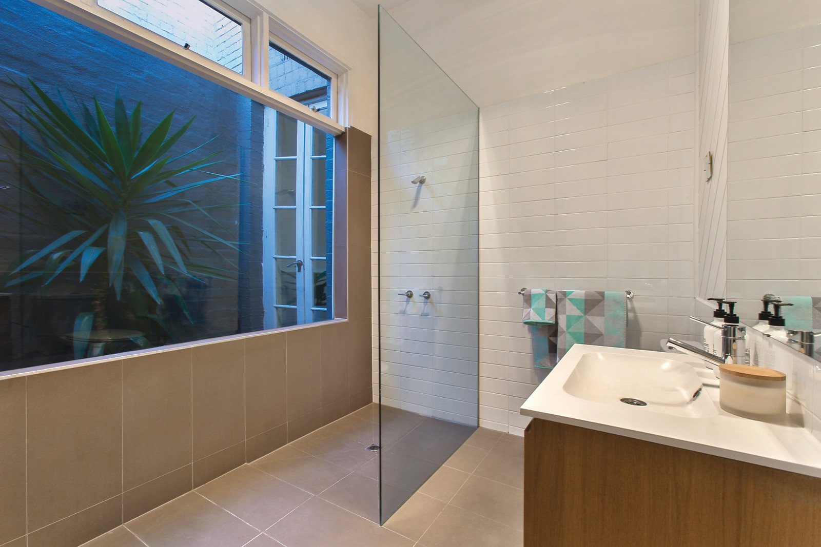 353 Dorcas Street, South Melbourne - Thumbnail 6