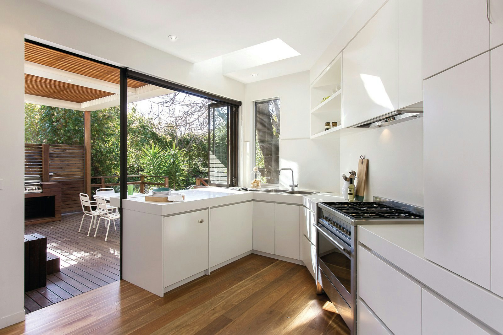 8 Lara Street, Malvern, VIC