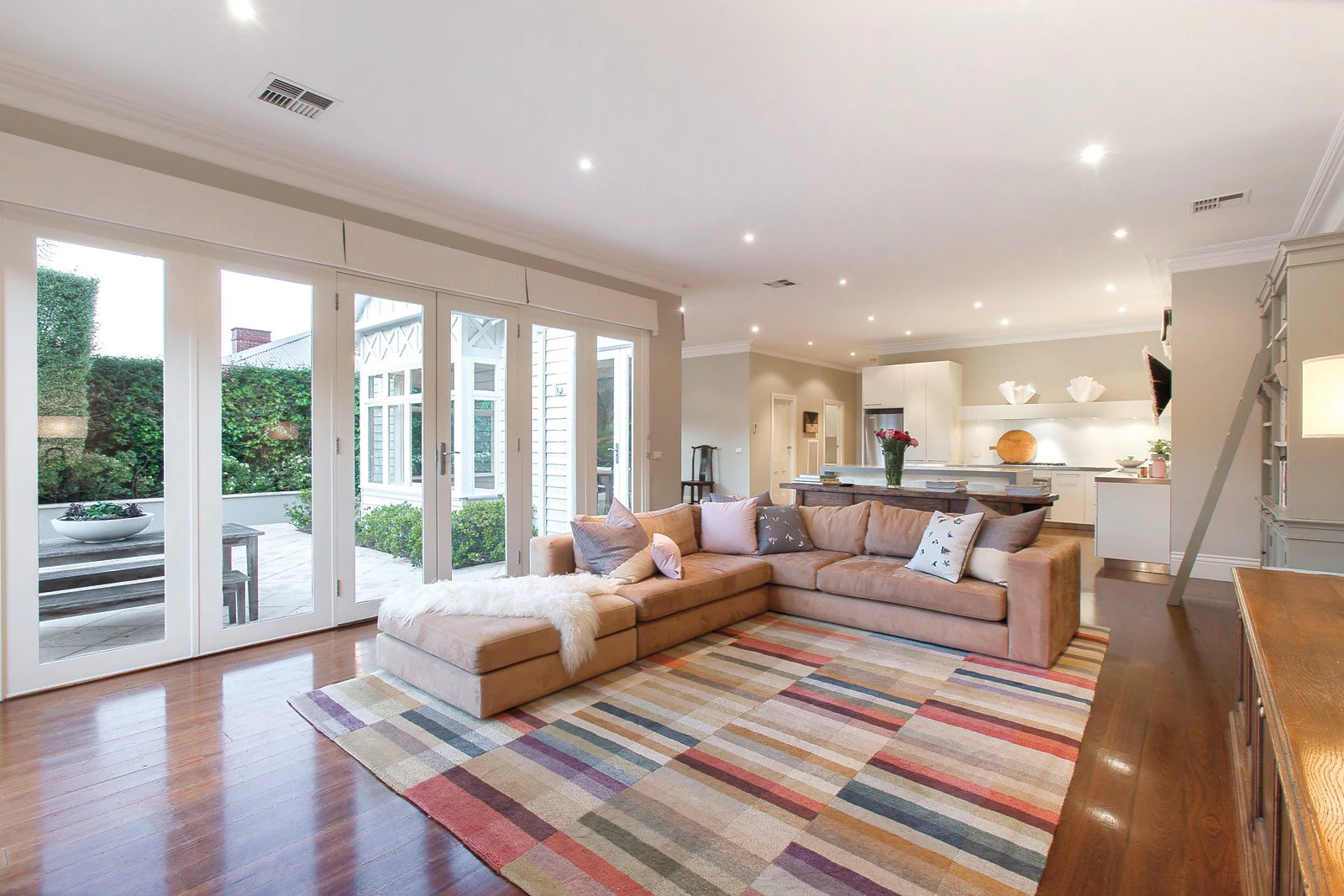 50 Glendearg Grove, Malvern, VIC