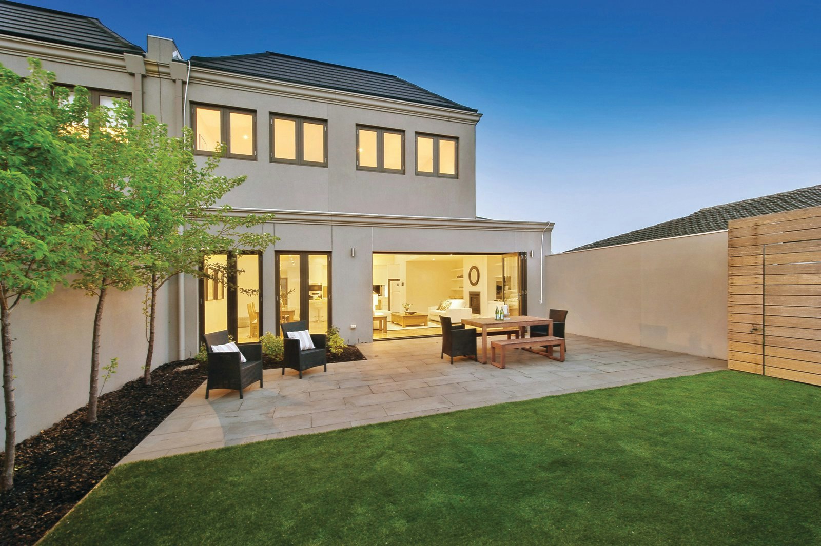 2D Paxton Street, Malvern East, VIC