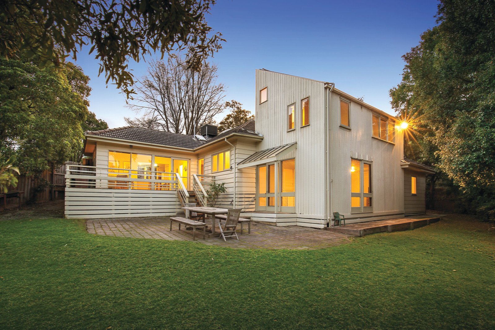 24 Van Ness Avenue, Glen Iris - Thumbnail 3