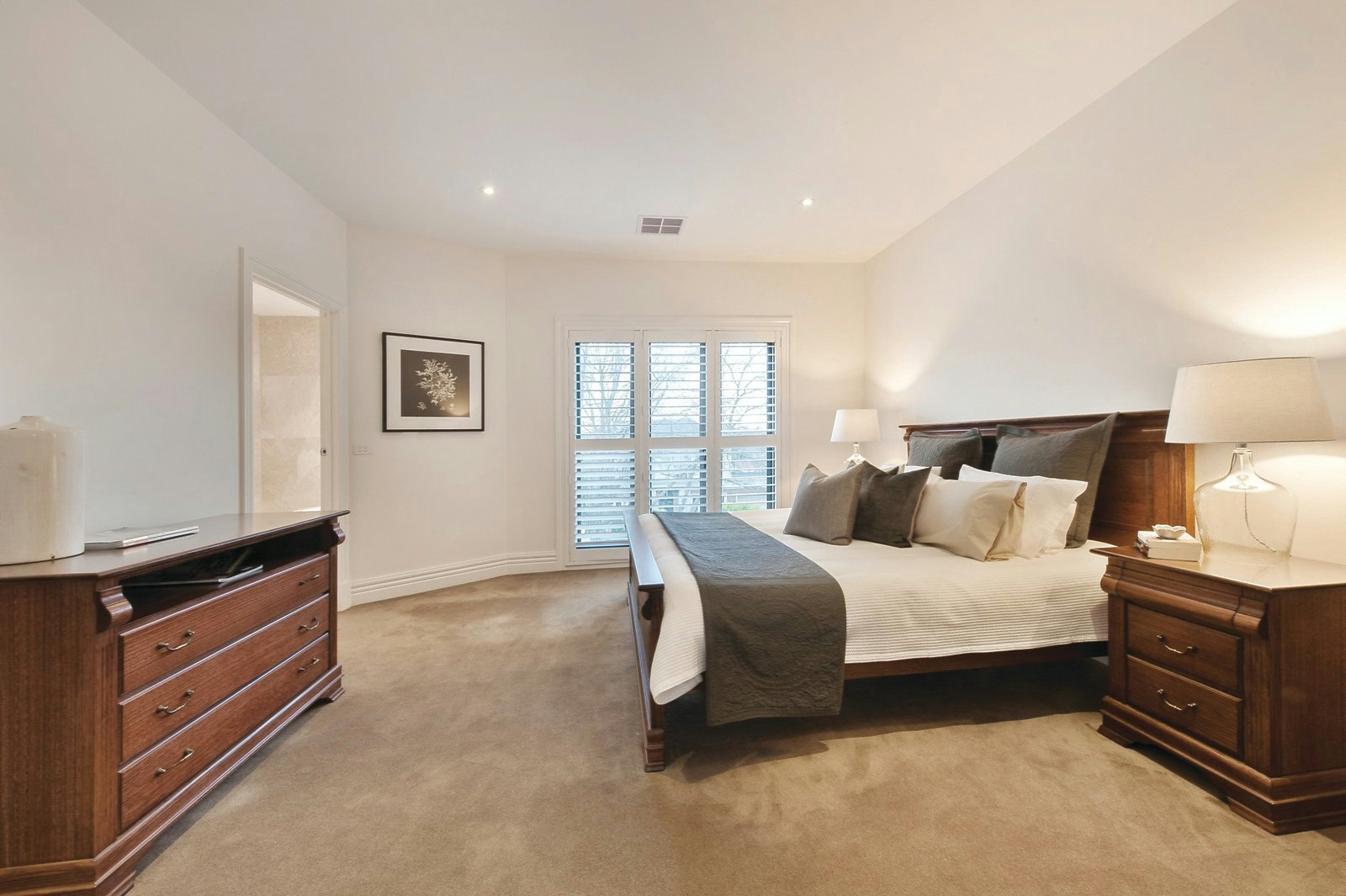 2D Paxton Street, Malvern East, VIC