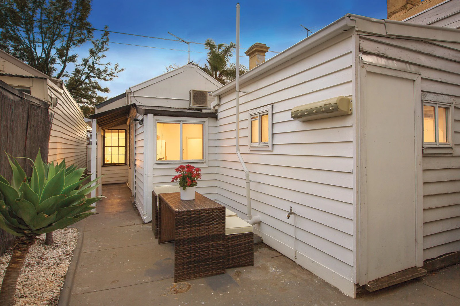28 Mountain Street, South Melbourne, VIC