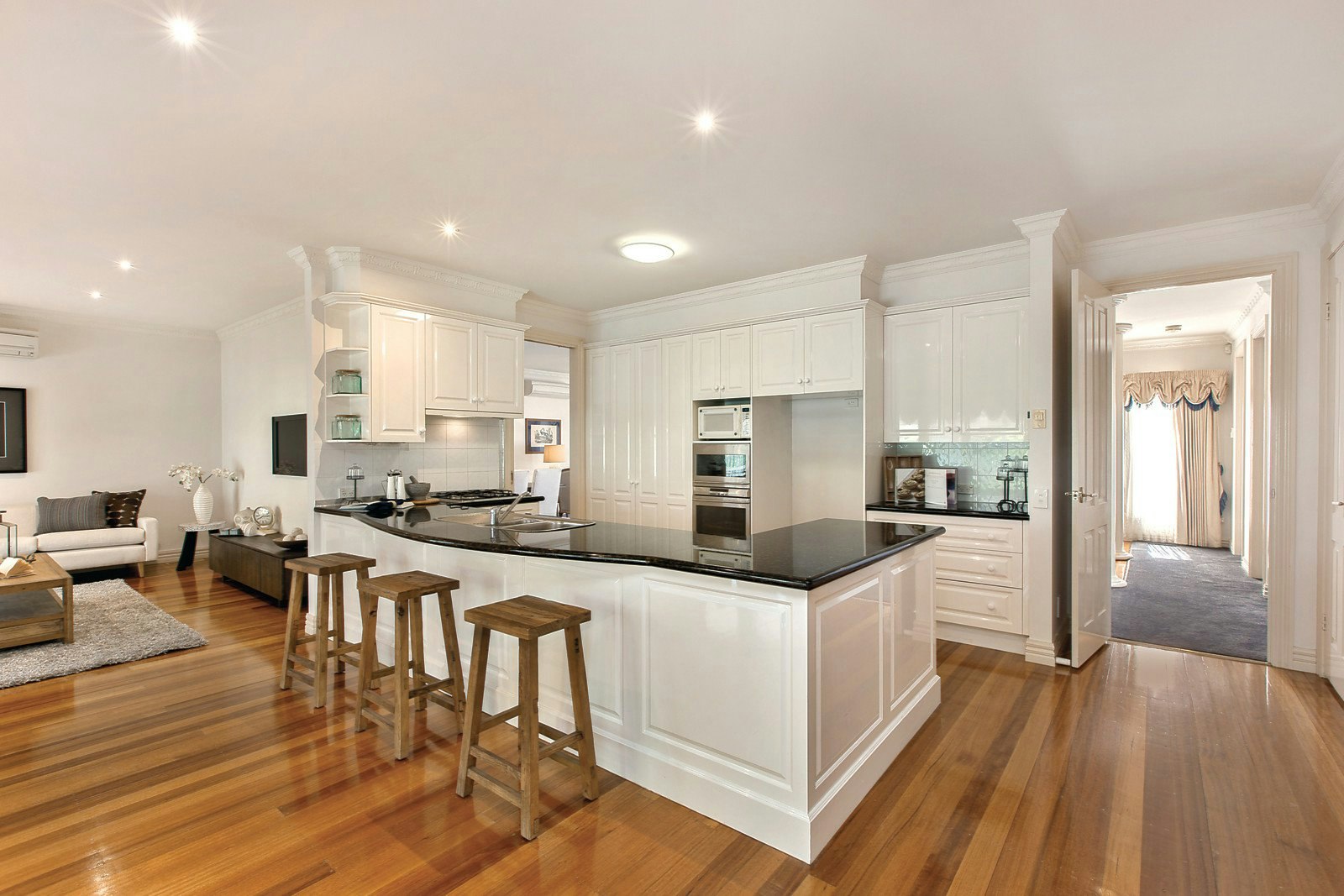 20 Maysia Street, Canterbury, VIC