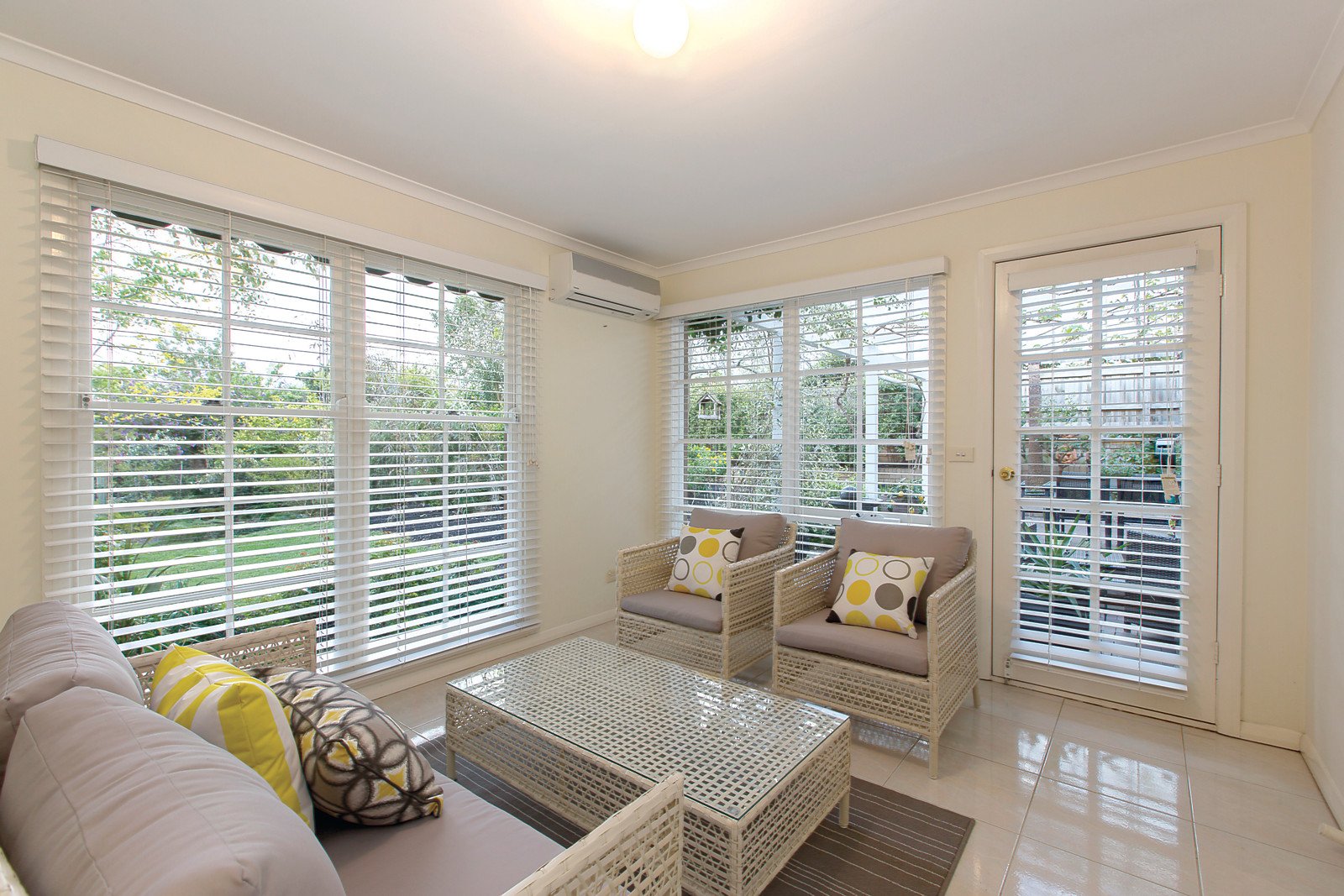 8 McCubbin Street, Kew East - Thumbnail 3