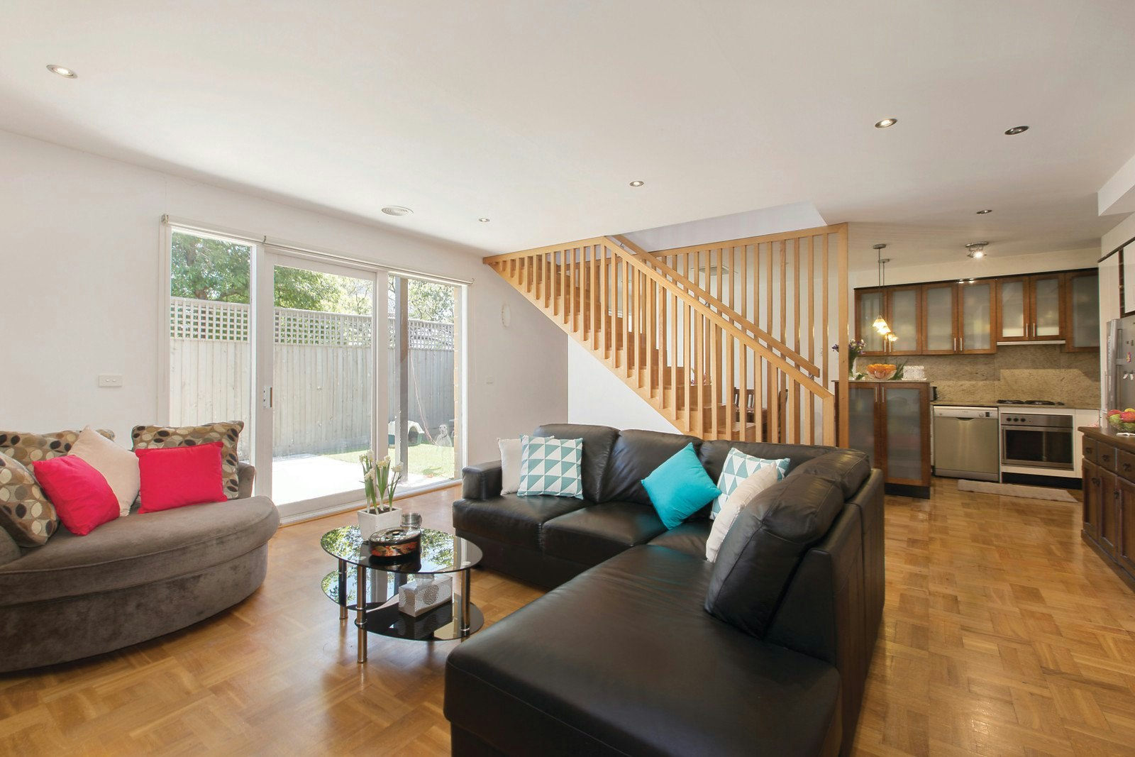 2/519 St Kilda Street, Elwood, VIC