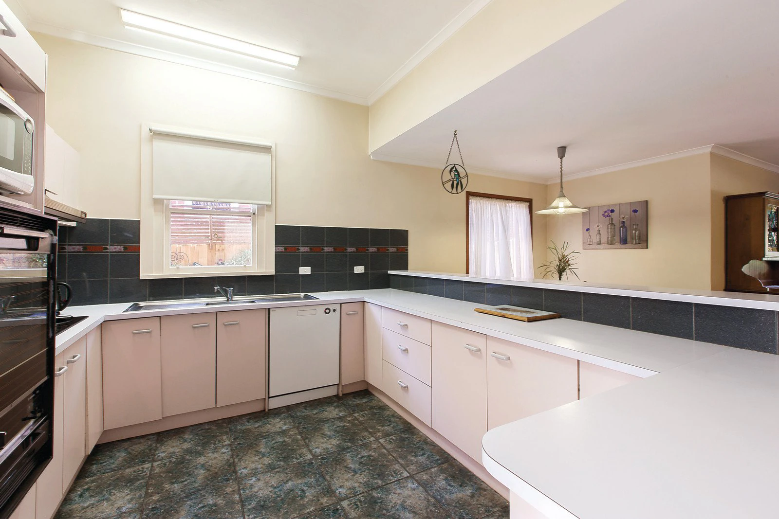 35 Bentley Street, Surrey Hills, VIC
