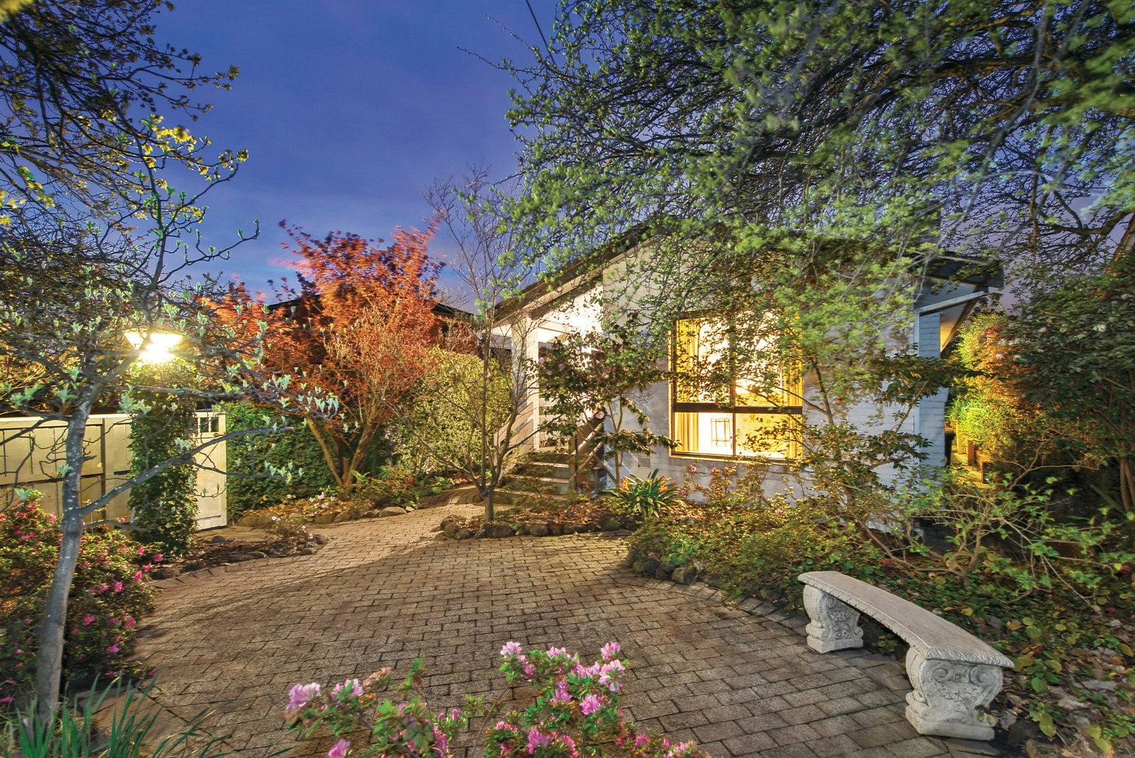 33 Albany Crescent, Surrey Hills, VIC