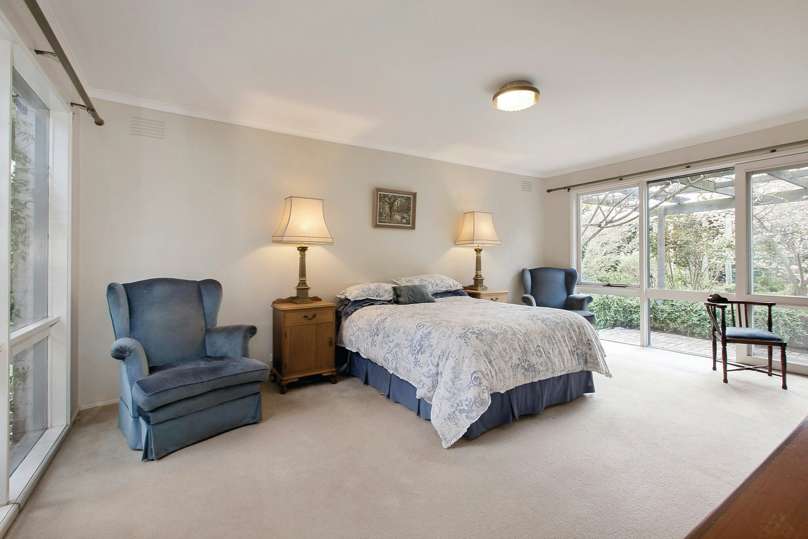 33 Albany Crescent, Surrey Hills, VIC