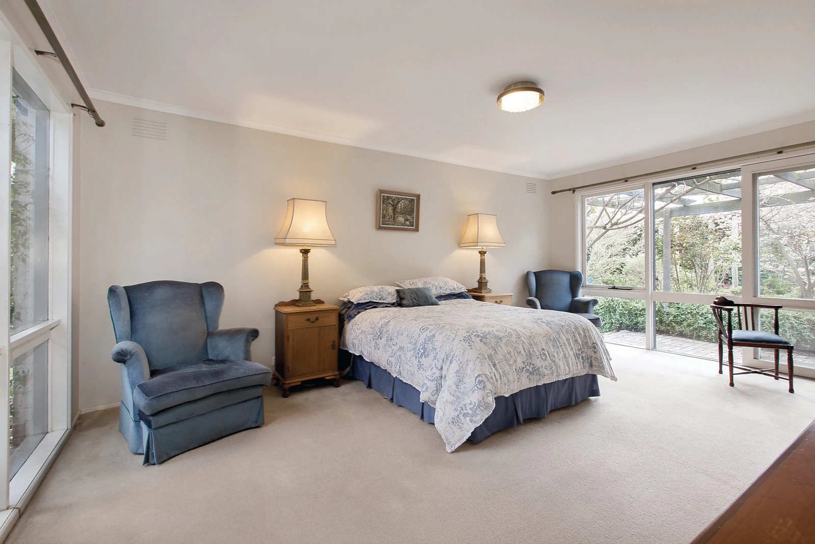 33 Albany Crescent, Surrey Hills, VIC
