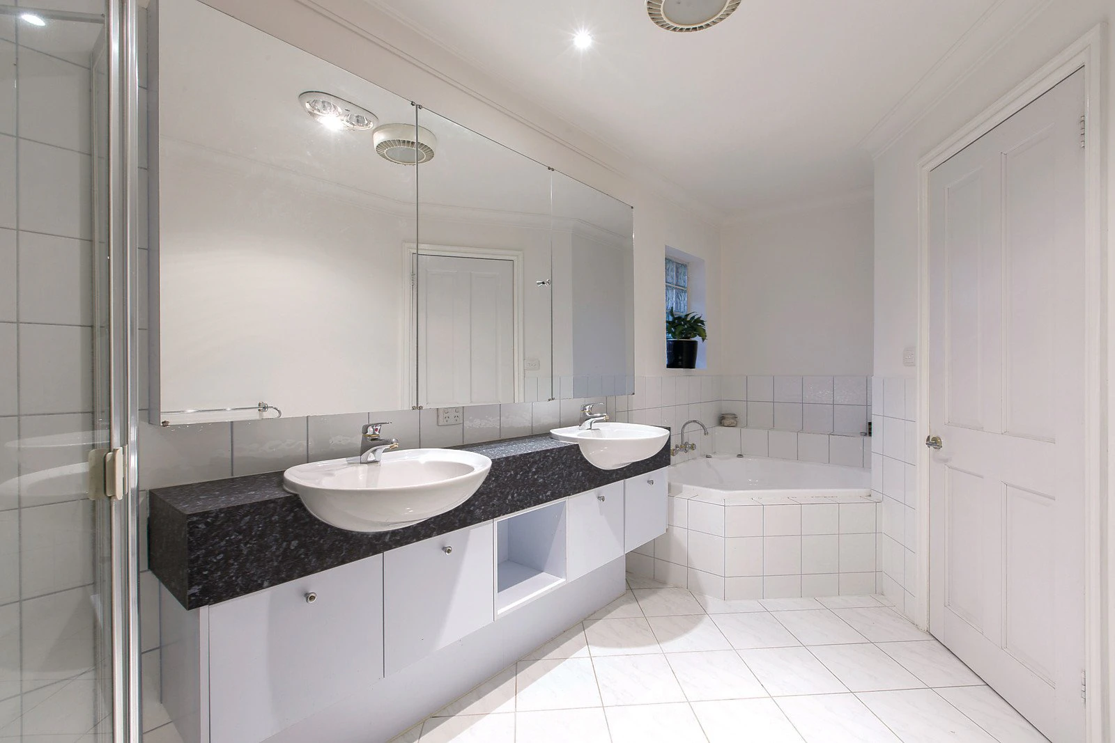 13B Richards Avenue, Glen Iris, VIC