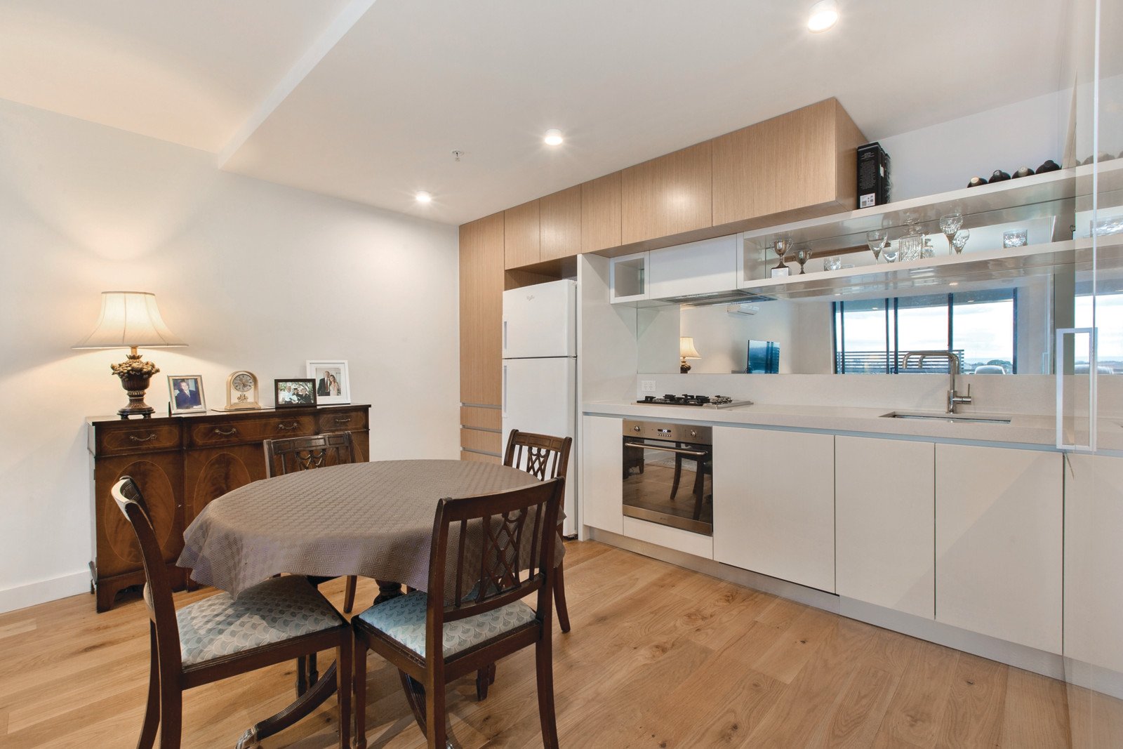 UG06/201 Whitehorse Road, Balwyn - Thumbnail 3