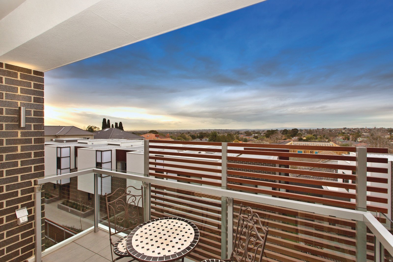 UG06/201 Whitehorse Road, Balwyn - Image 1