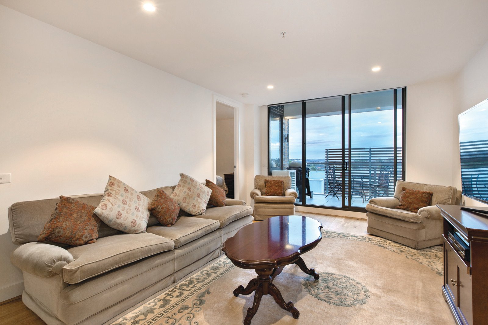 UG06/201 Whitehorse Road, Balwyn - Thumbnail 2