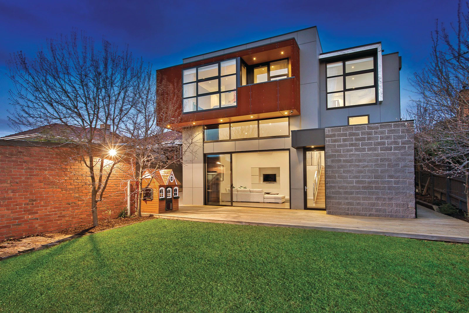 21 Baker Avenue, Kew East, VIC