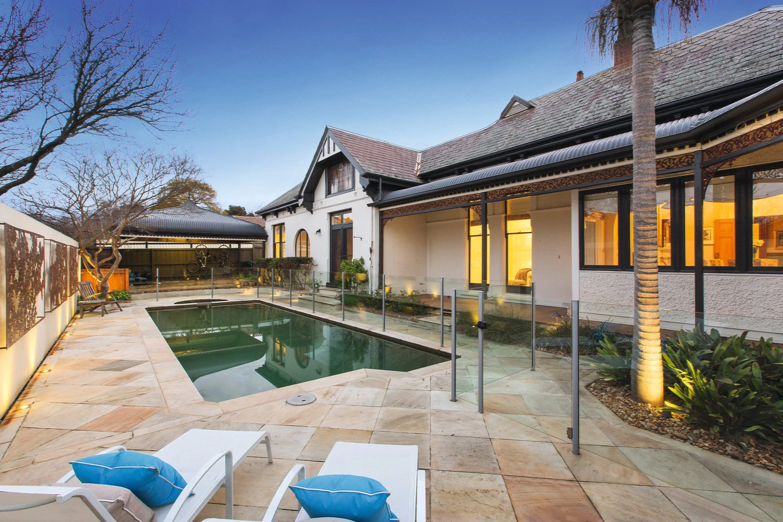15 Forster Avenue, Malvern East, VIC