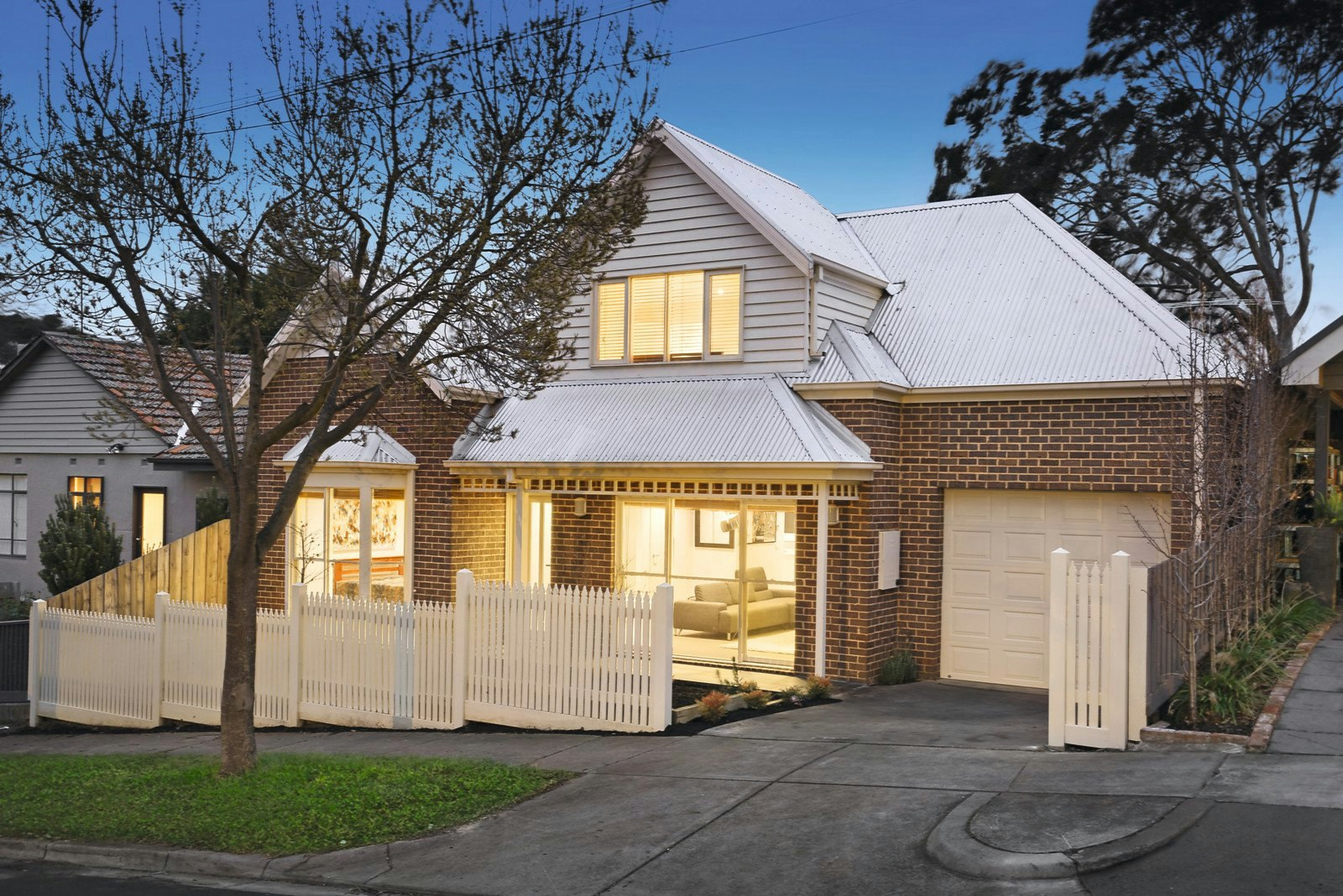 27 Catalina Avenue, Ashburton, VIC