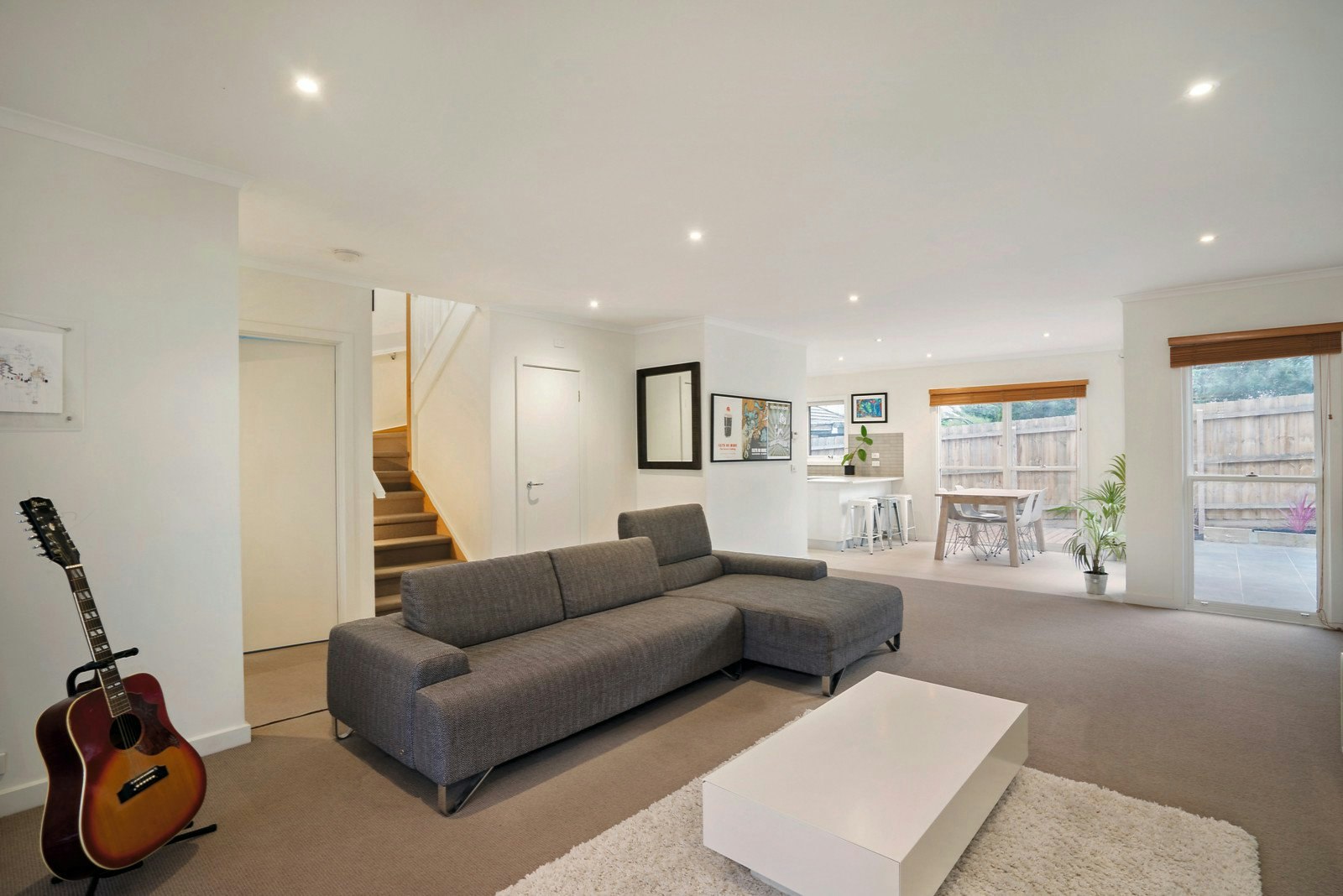 27 Catalina Avenue, Ashburton, VIC