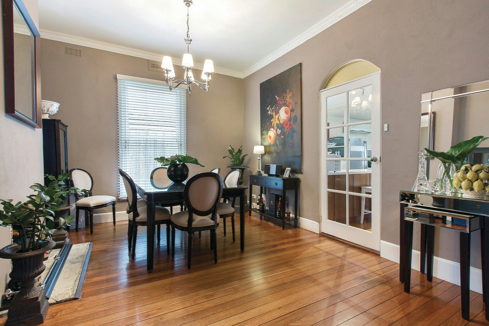 15 Anderson Street, Surrey Hills, VIC