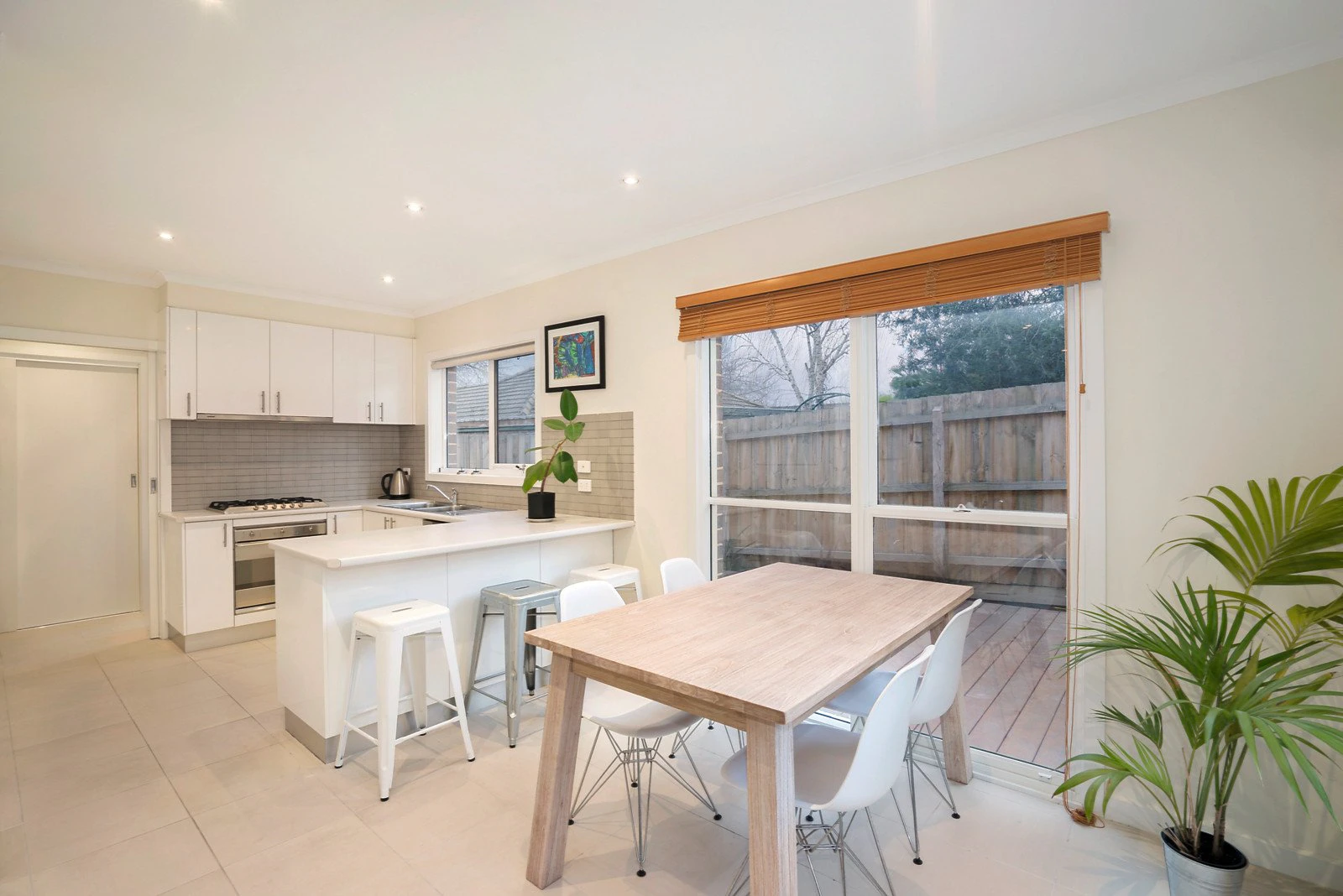 27 Catalina Avenue, Ashburton, VIC