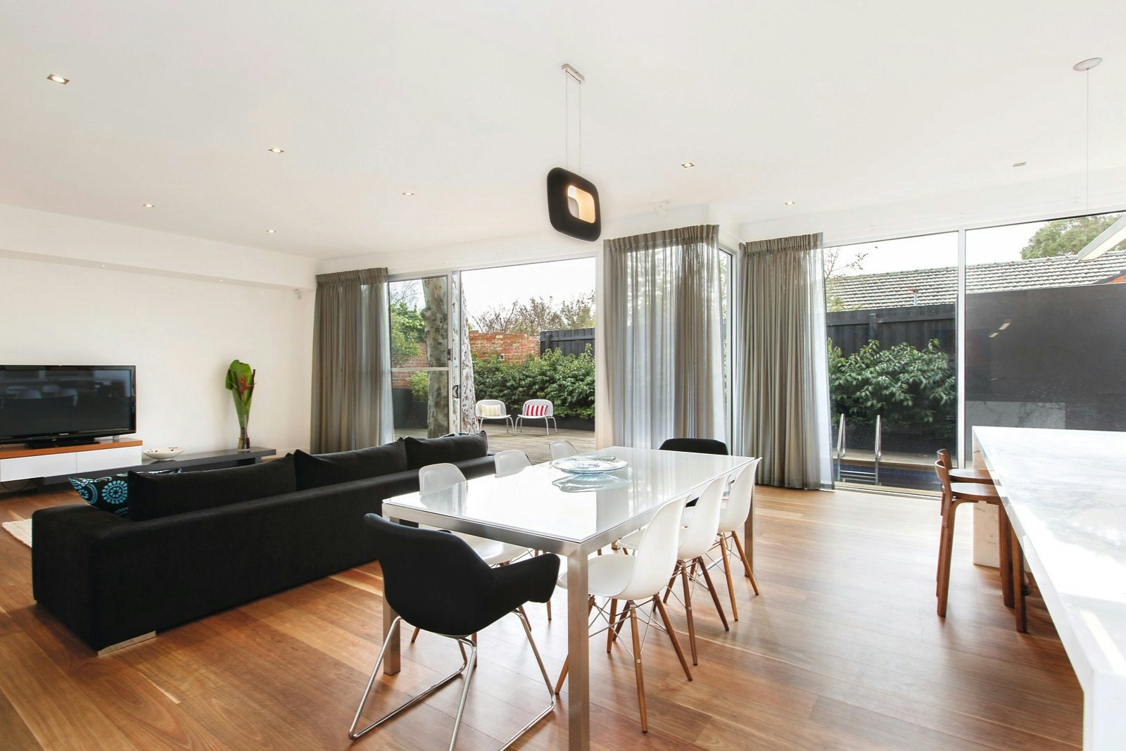 2 Laburnum Court, Brighton, VIC