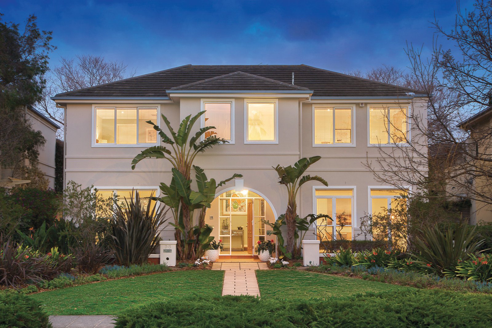 98 Beach Street, Port Melbourne - Image 1