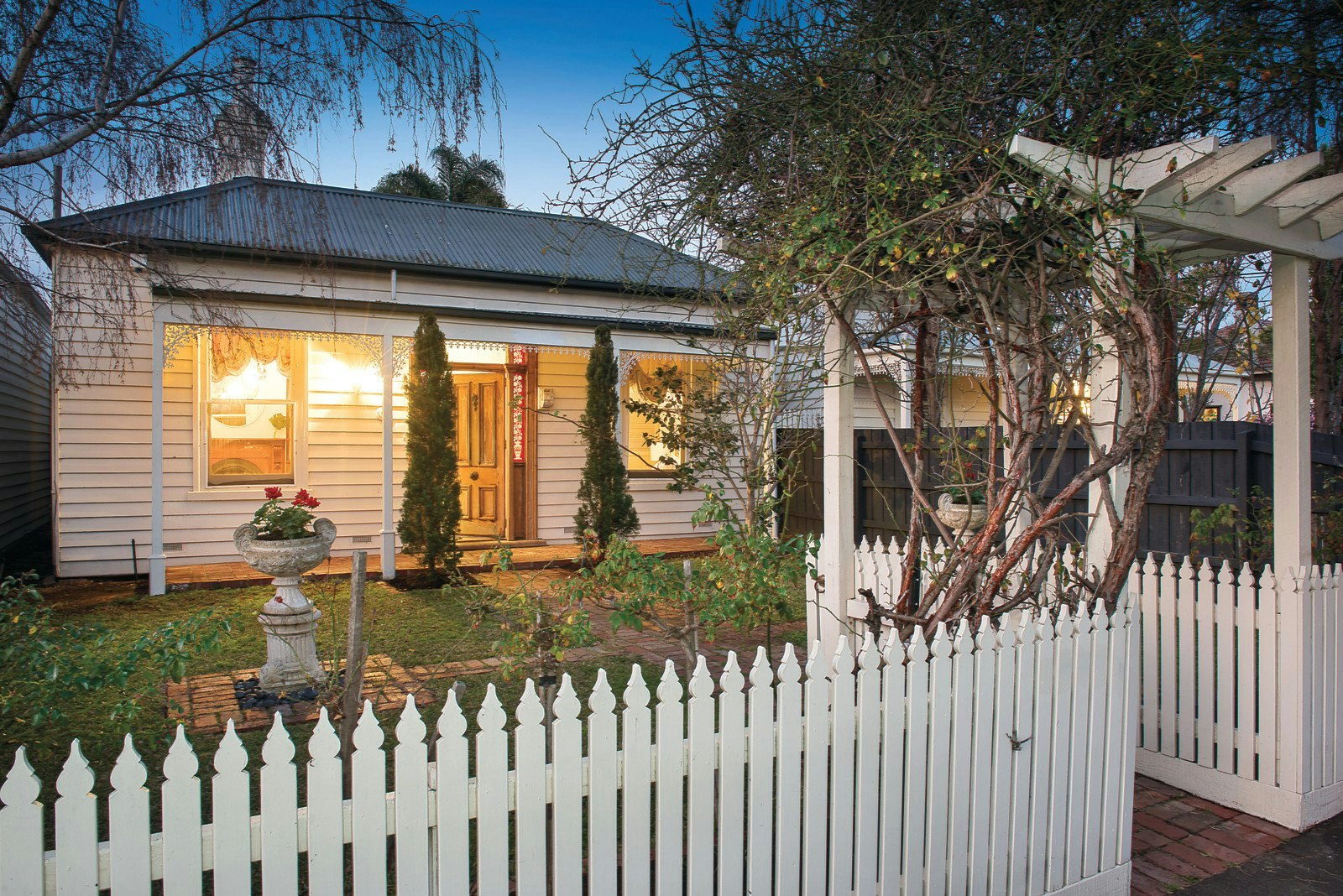 11 Byron Street, Brighton, VIC