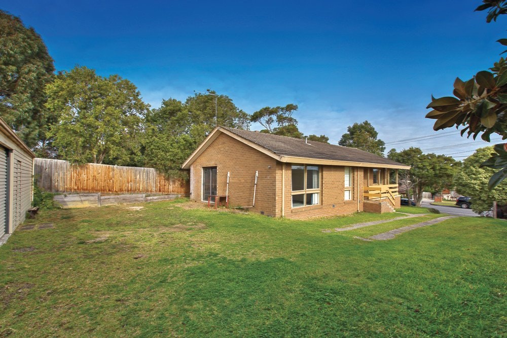 11 Sheahans Road, Templestowe Lower, VIC