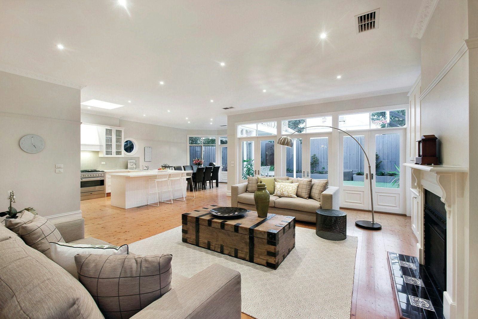 9 Sir Garnet Road, Surrey Hills, VIC