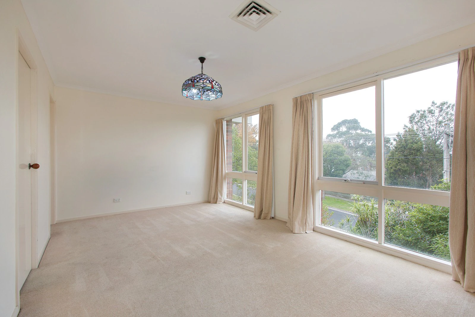 16 Glendale Street, Surrey Hills, VIC