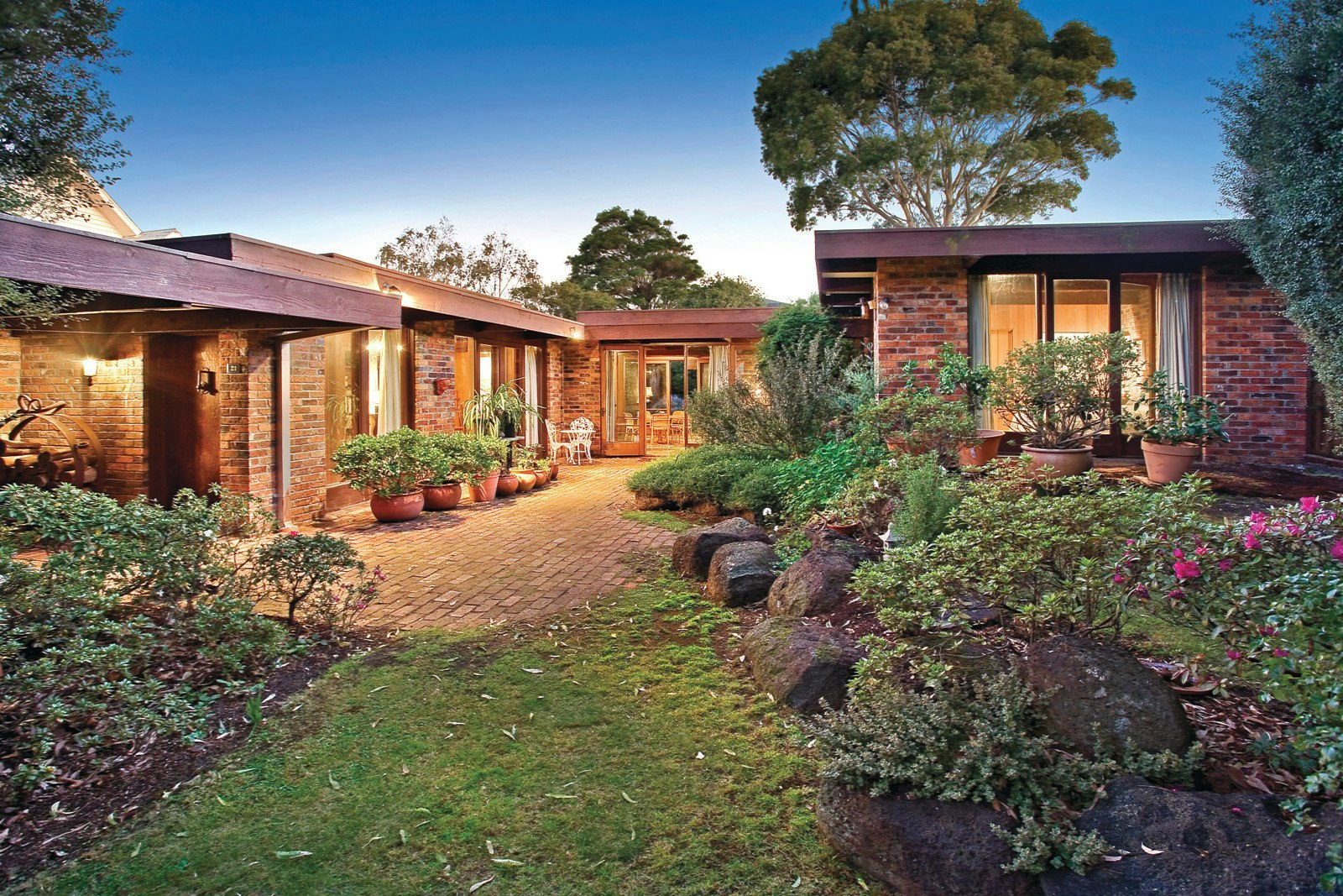 21 Dudley Street, Brighton, VIC