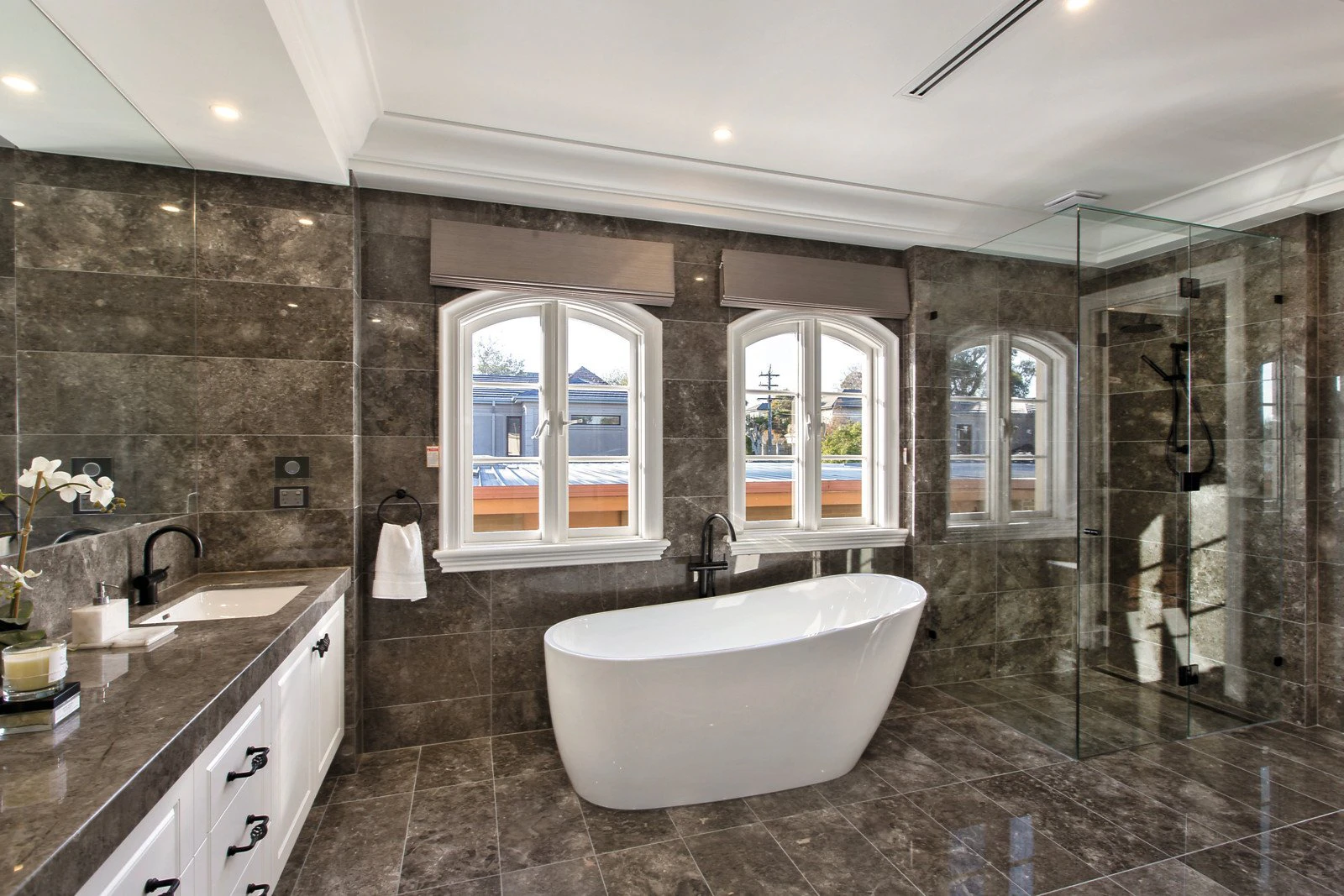27 Summerhill Road, Brighton East, VIC
