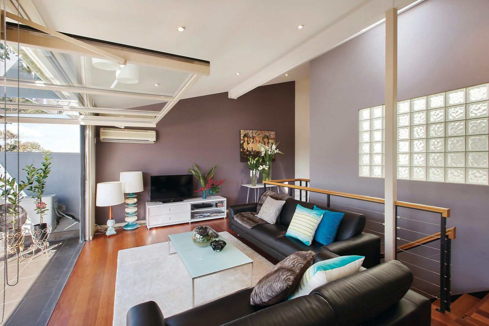 11/287 Bank Street, South Melbourne, VIC