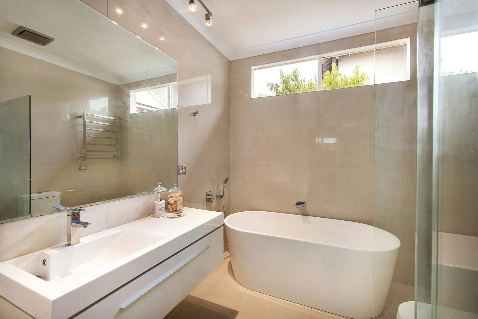 11 Gavan Street, Camberwell, VIC