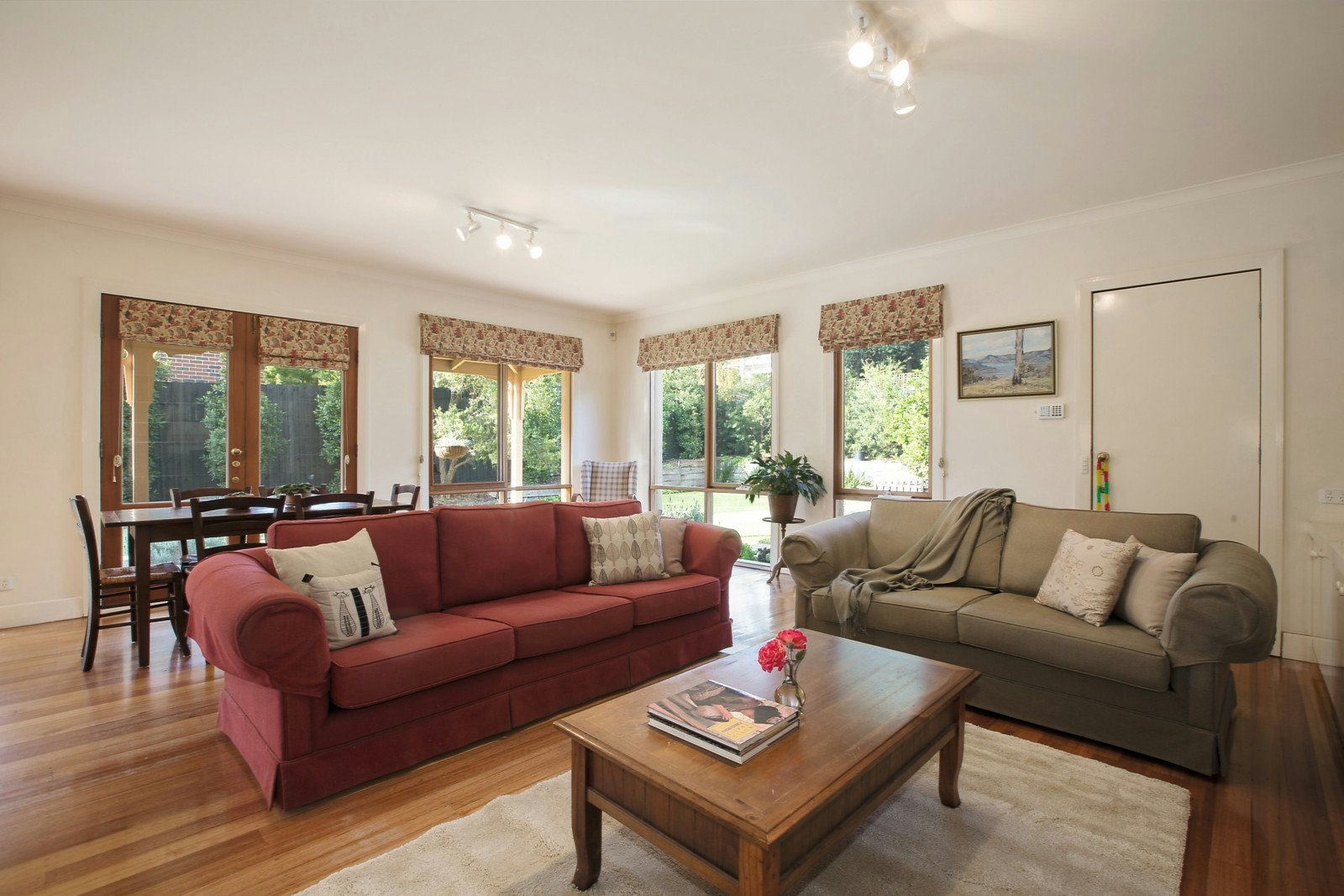 4 Dryden Street, Canterbury, VIC