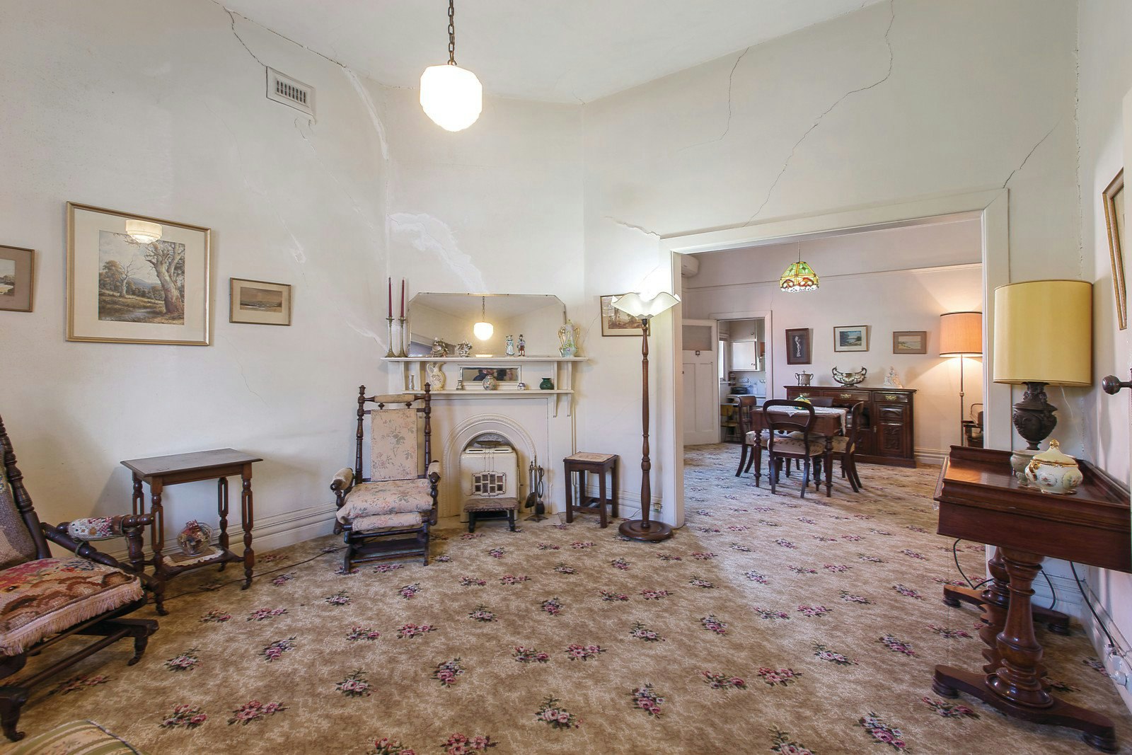 19 Clarence Street, Malvern East, VIC