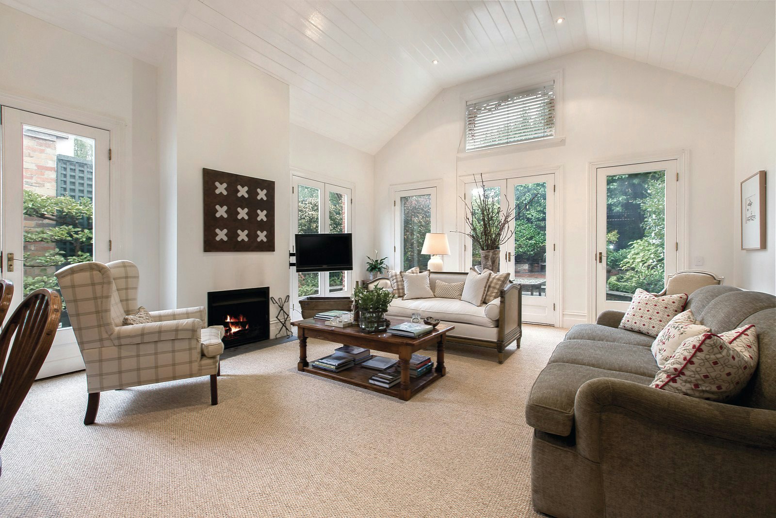 15 Sutherland Road, Armadale, VIC