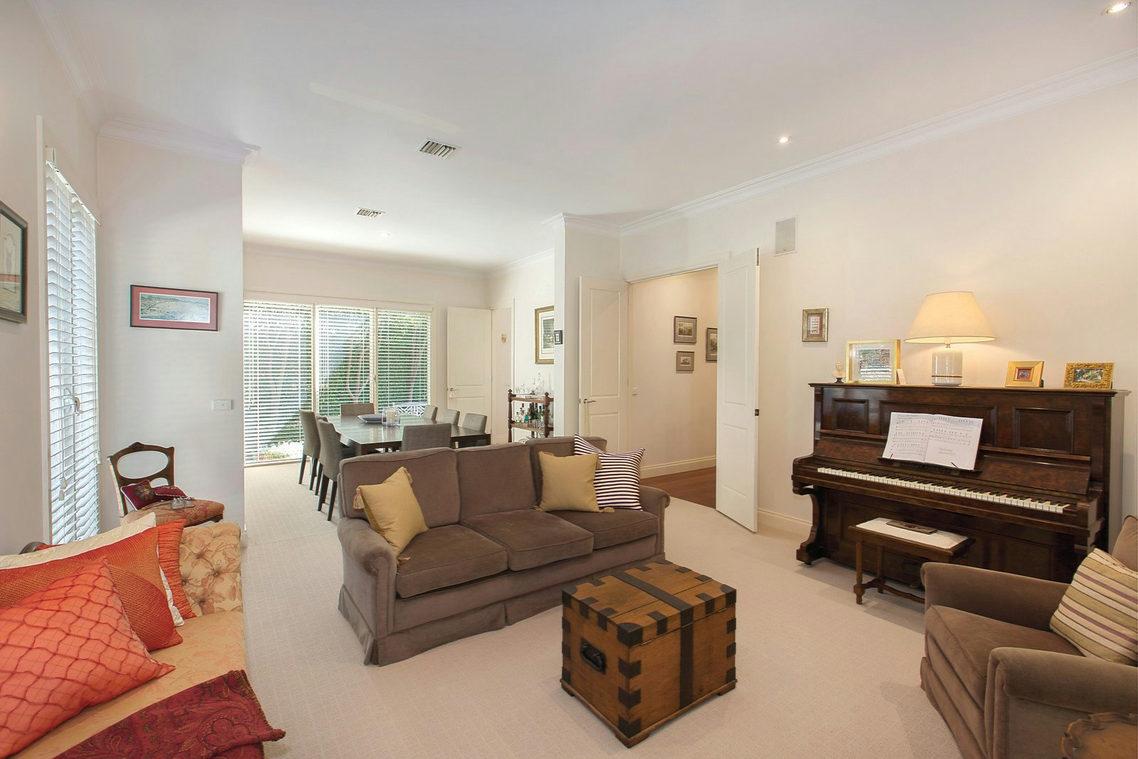 5 Merriwee Crescent, Toorak, VIC