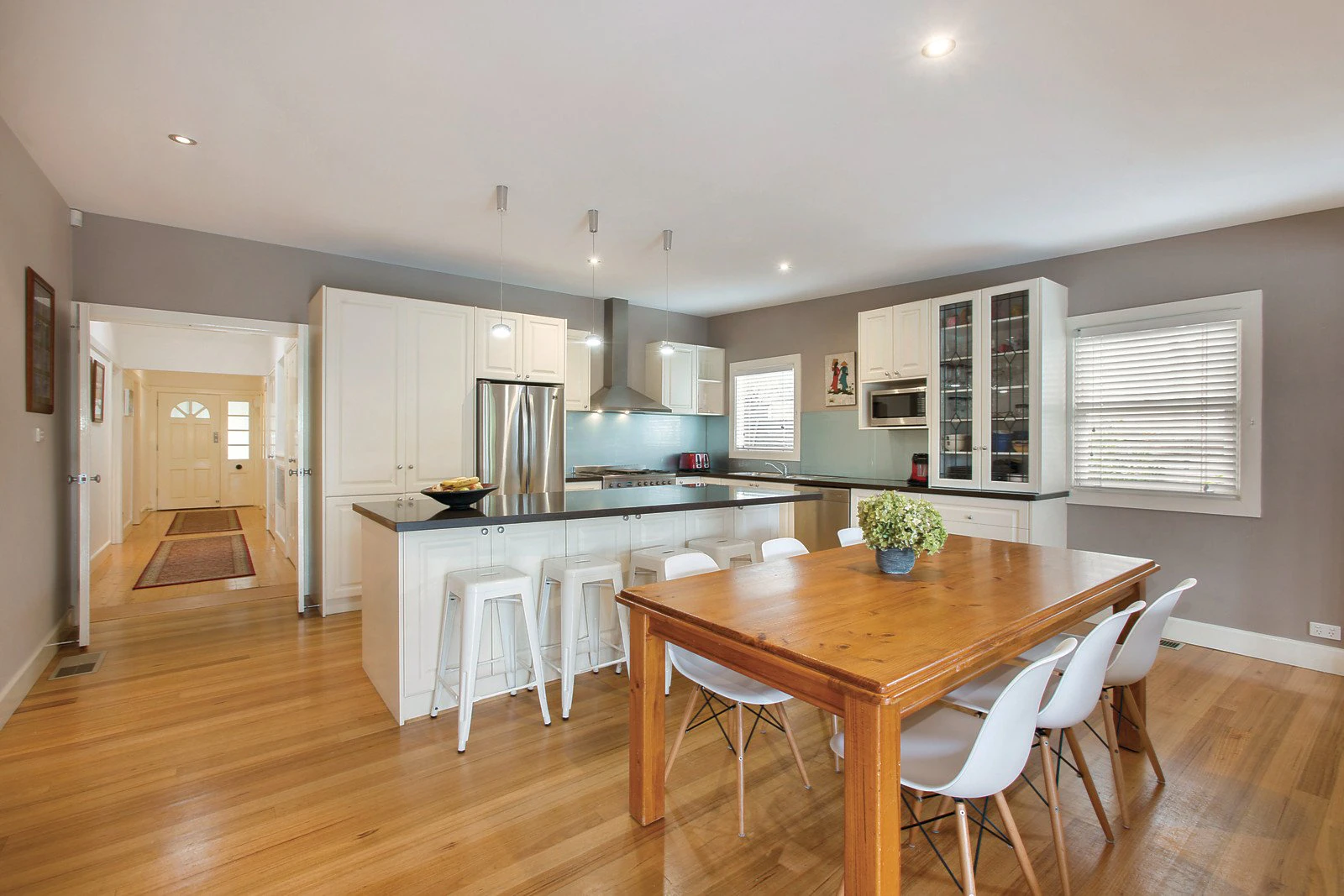 27 Milverton Street, Camberwell, VIC