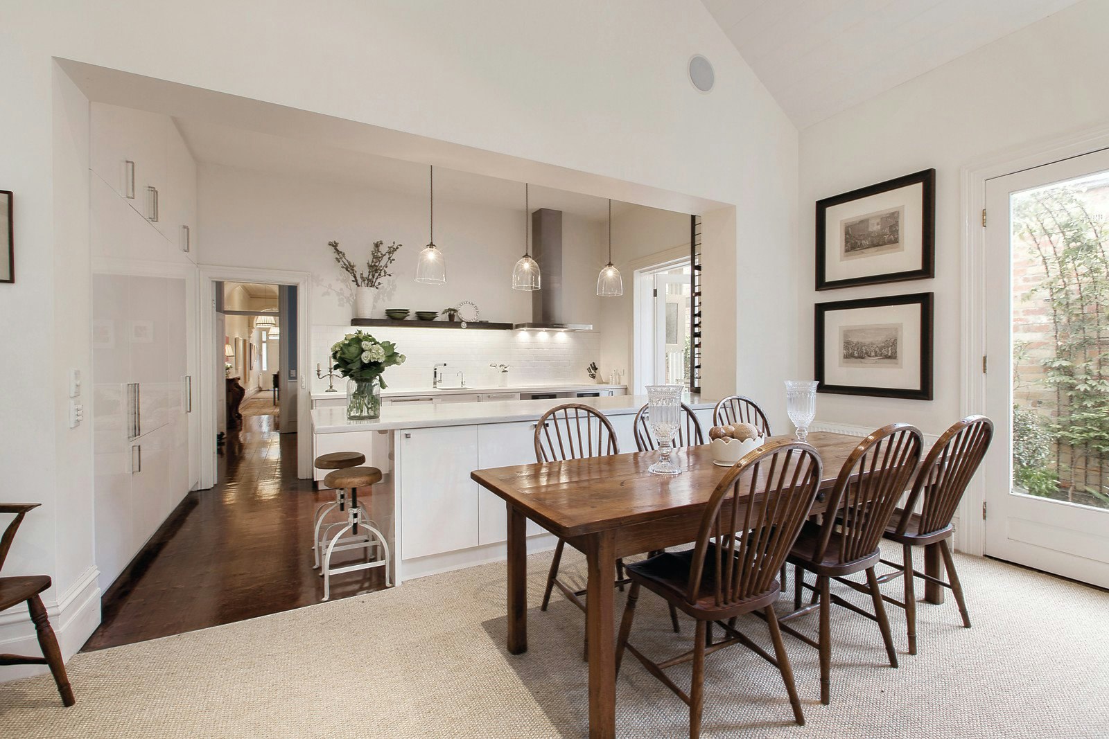 15 Sutherland Road, Armadale, VIC