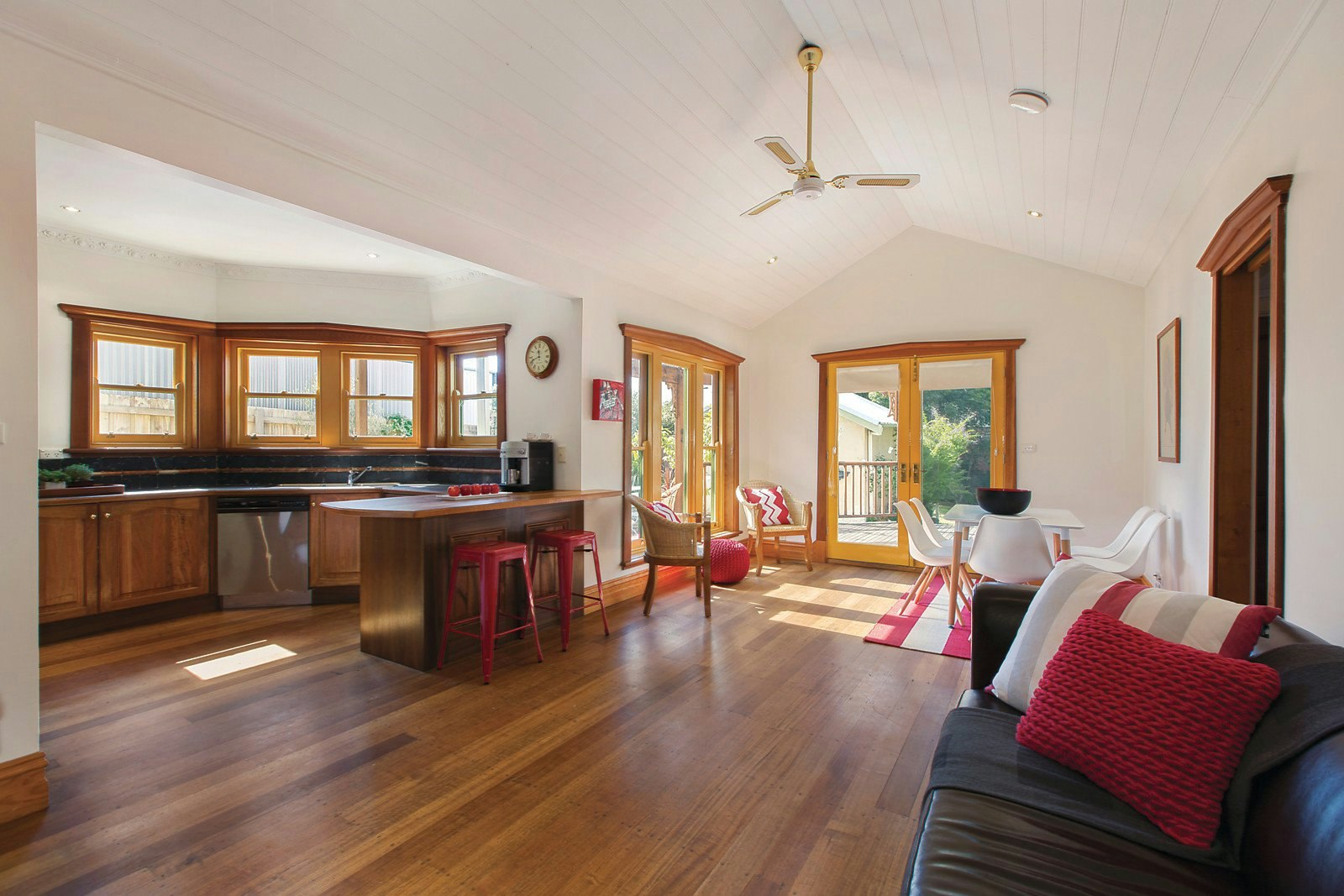 182 Wattle Valley Road, Camberwell, VIC