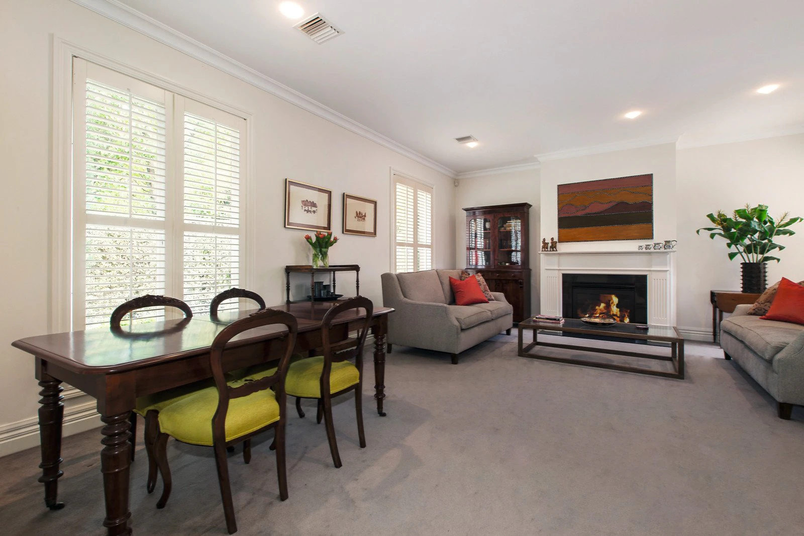 2/11 Tollington Avenue, Malvern East, VIC