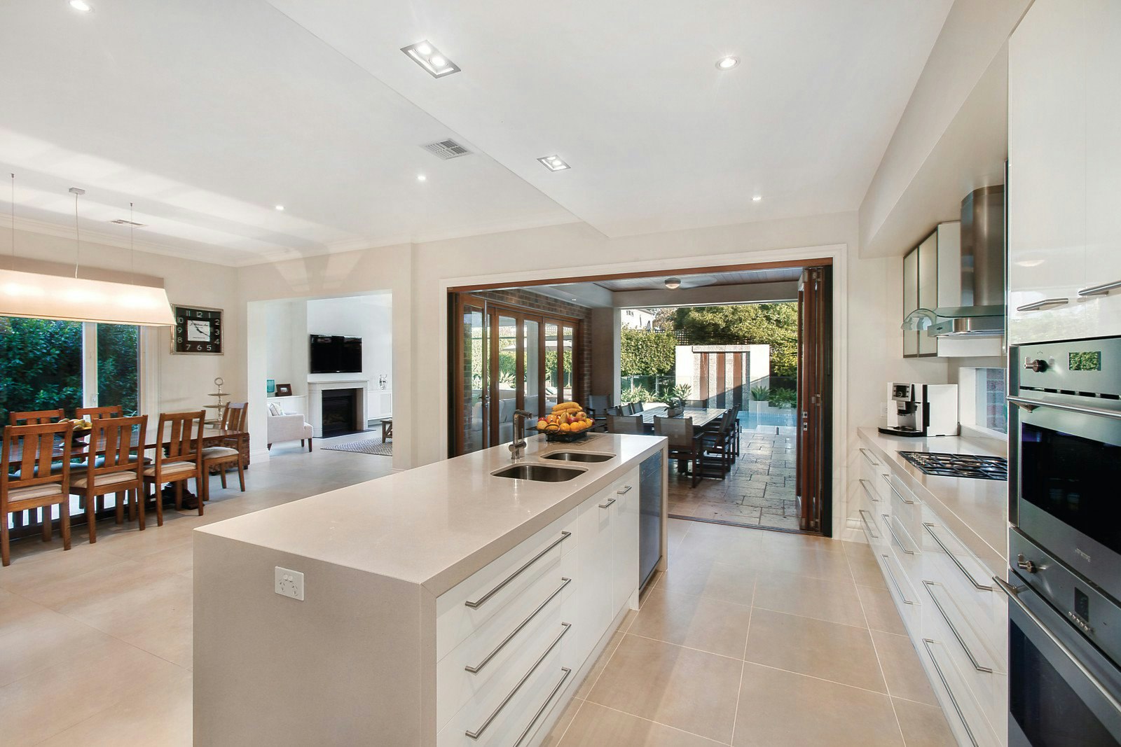 14 Ajana Street, Balwyn North, VIC