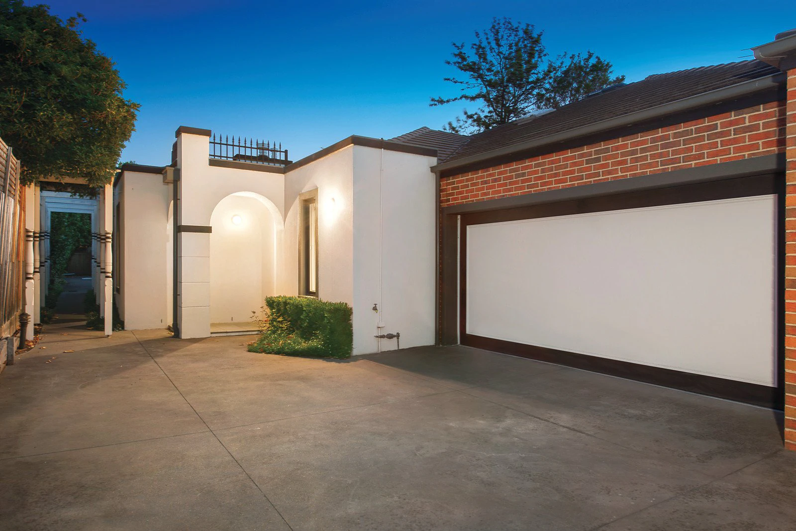 2/10 Dene Avenue, Malvern East, VIC