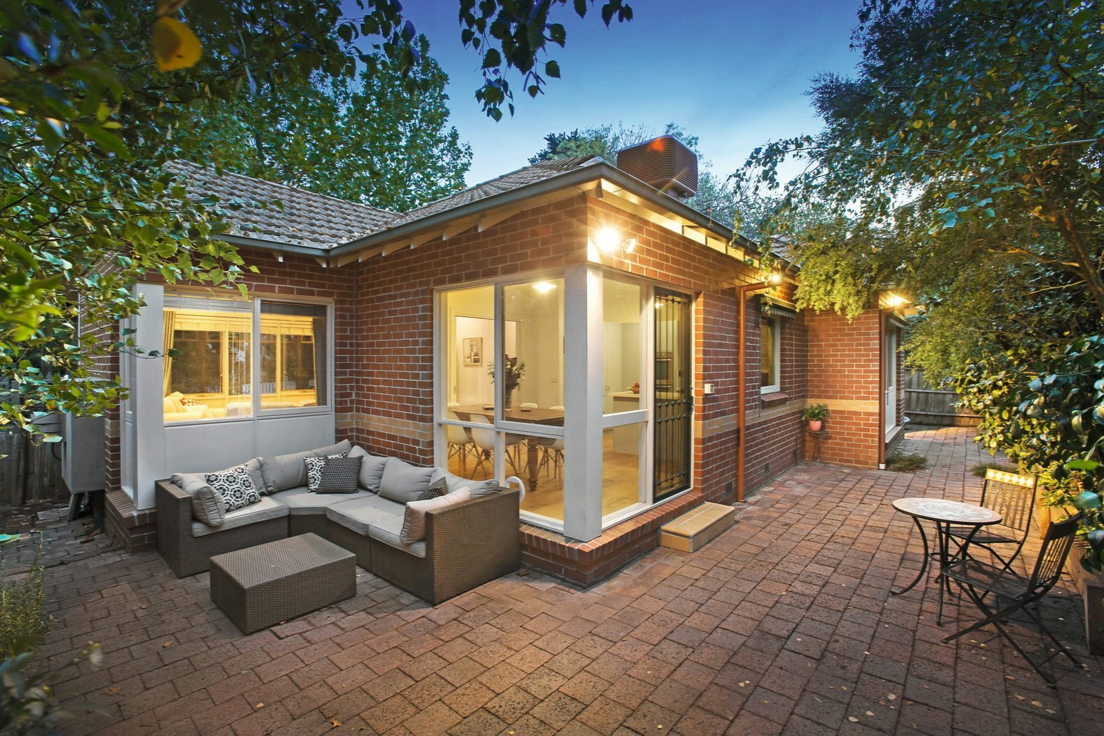1 Kingston Road, Surrey Hills, VIC