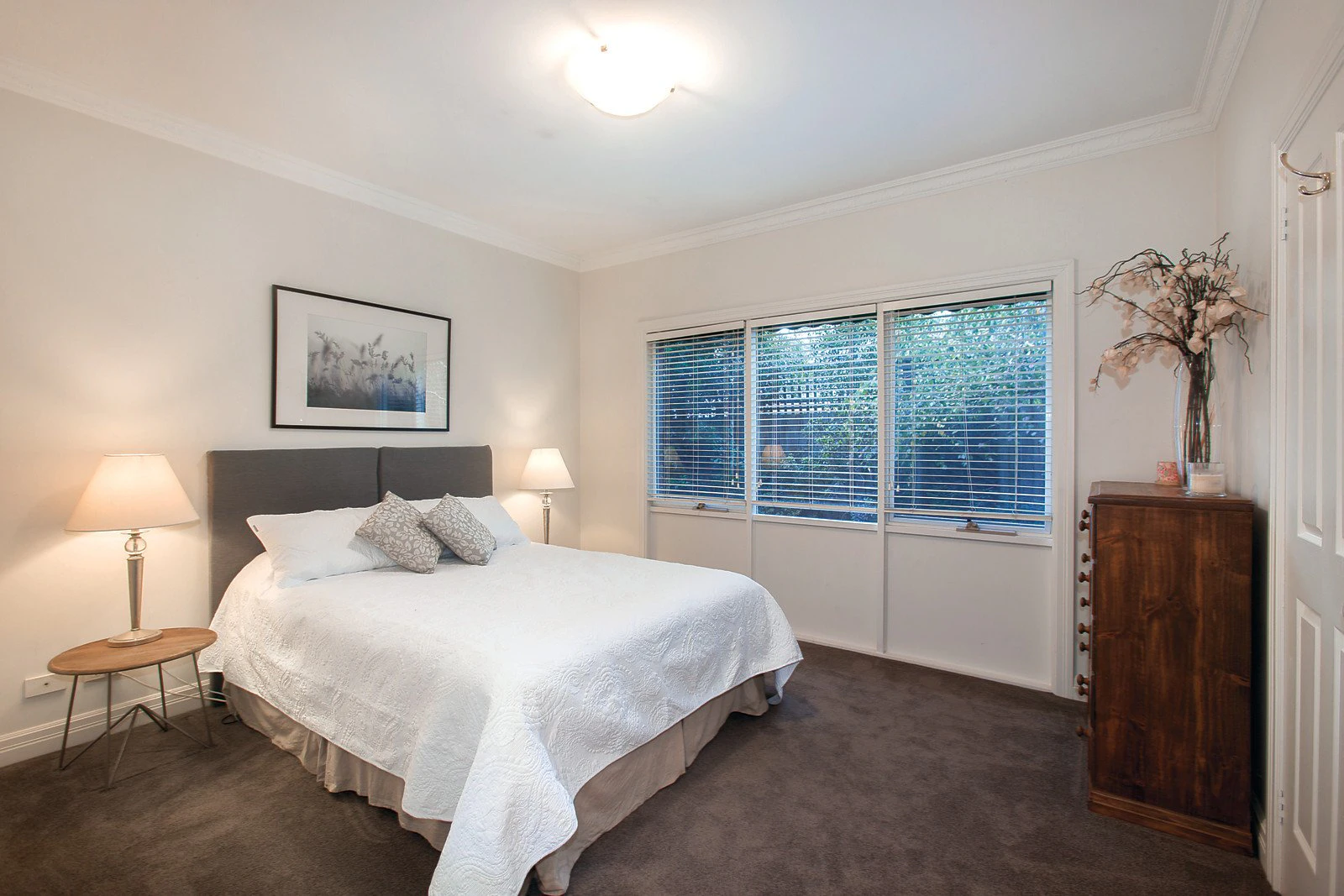 1 Kingston Road, Surrey Hills, VIC