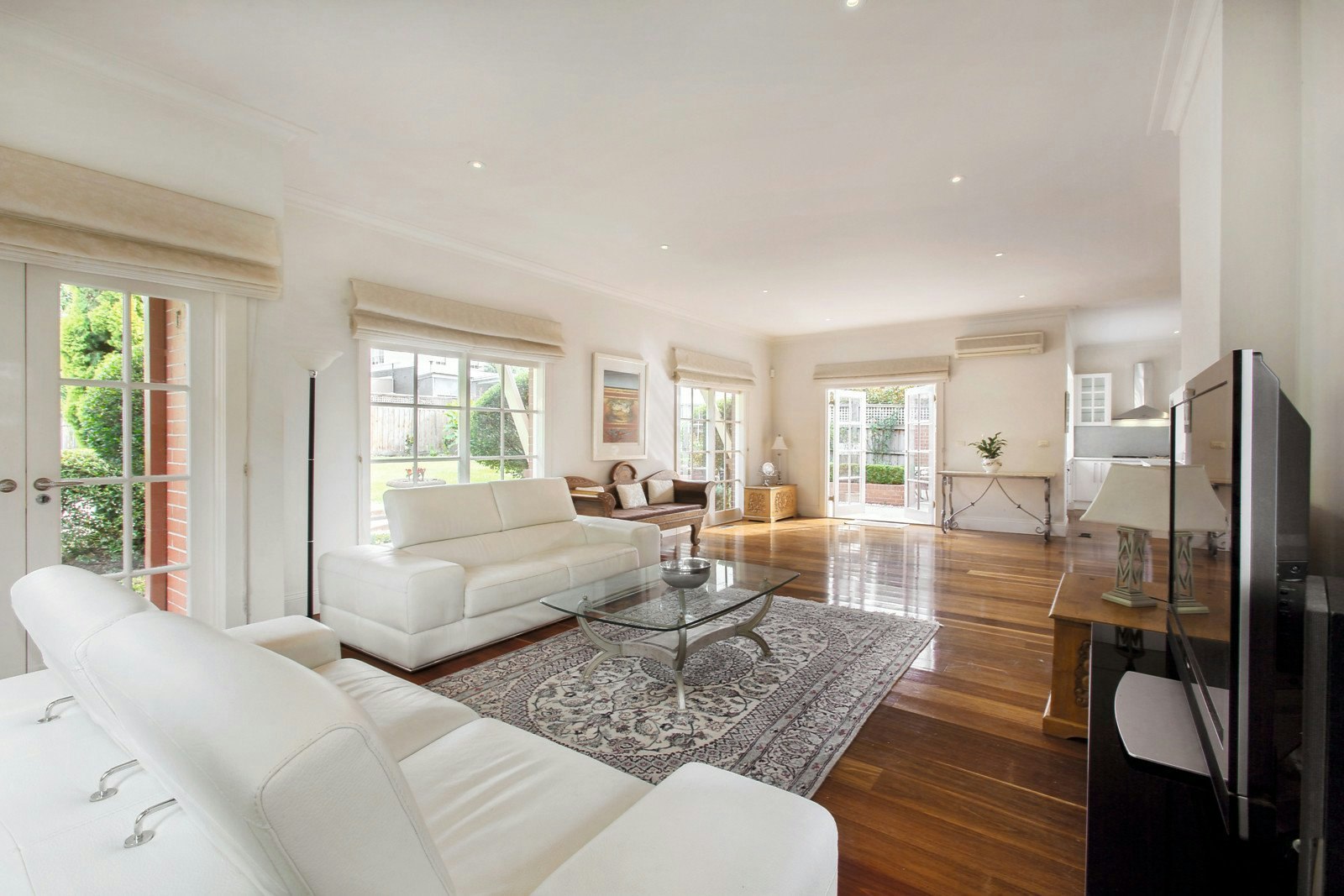 32 Stanley Grove, Canterbury, VIC