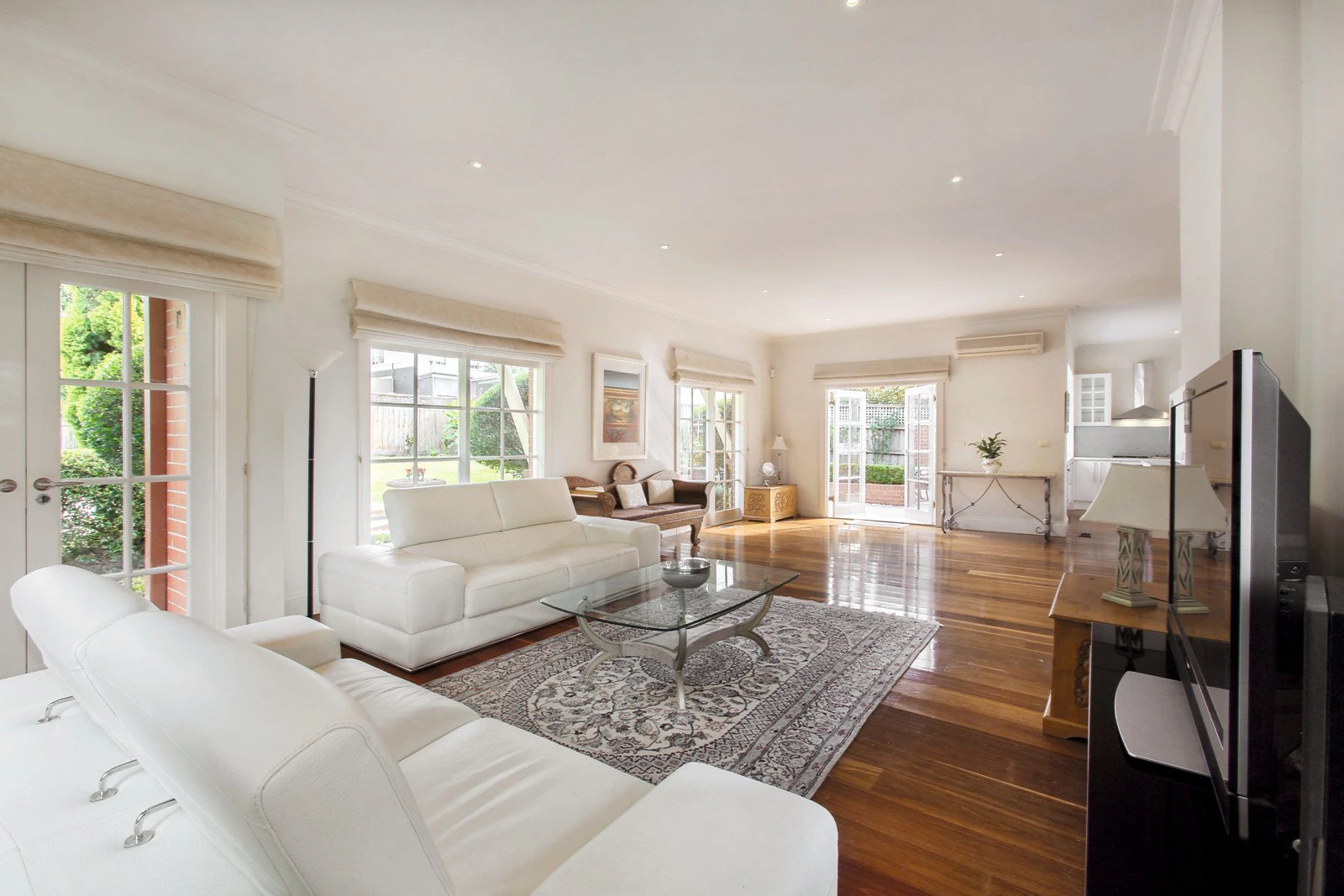 32 Stanley Grove, Canterbury, VIC