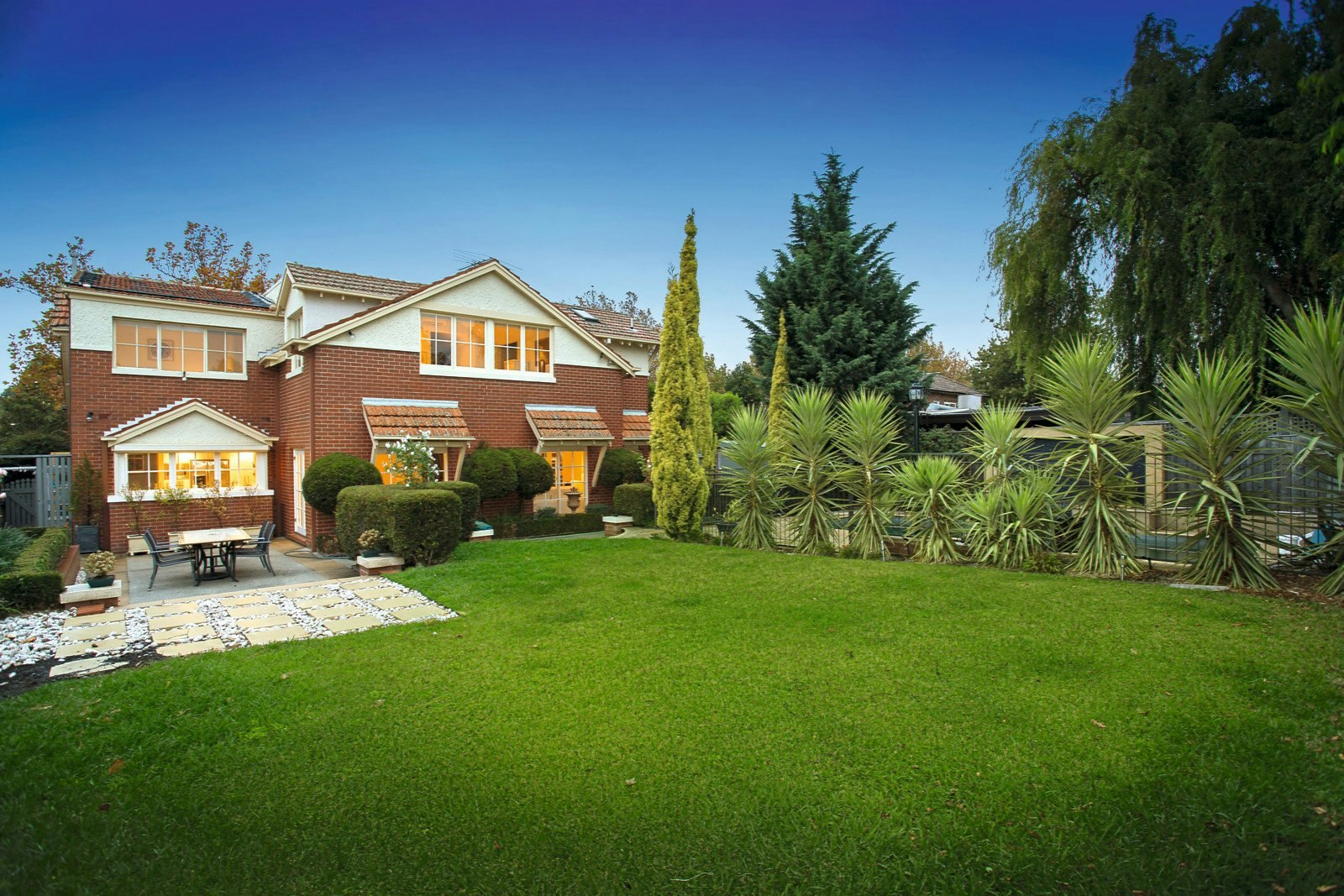 32 Stanley Grove, Canterbury, VIC