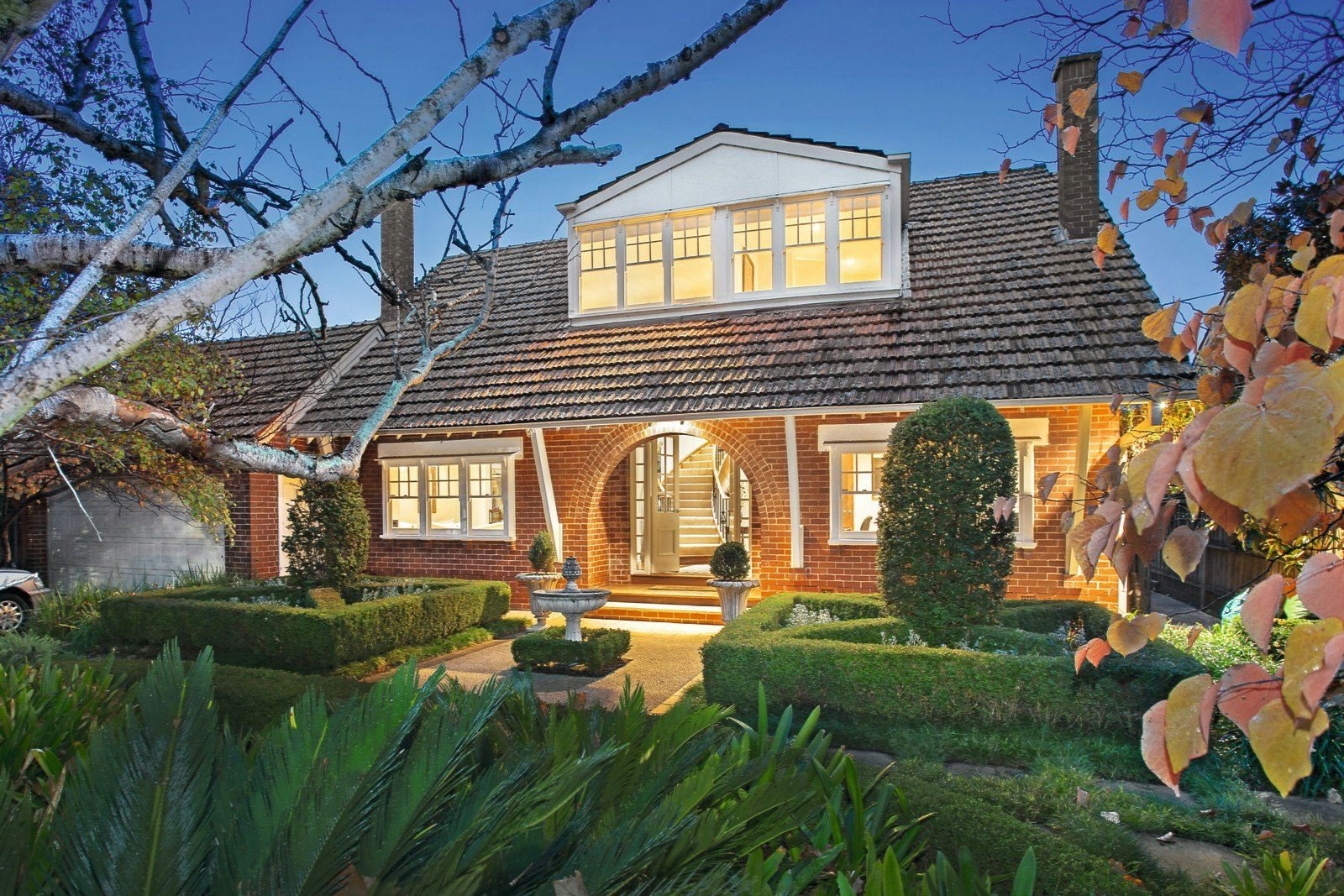 32 Stanley Grove, Canterbury, VIC